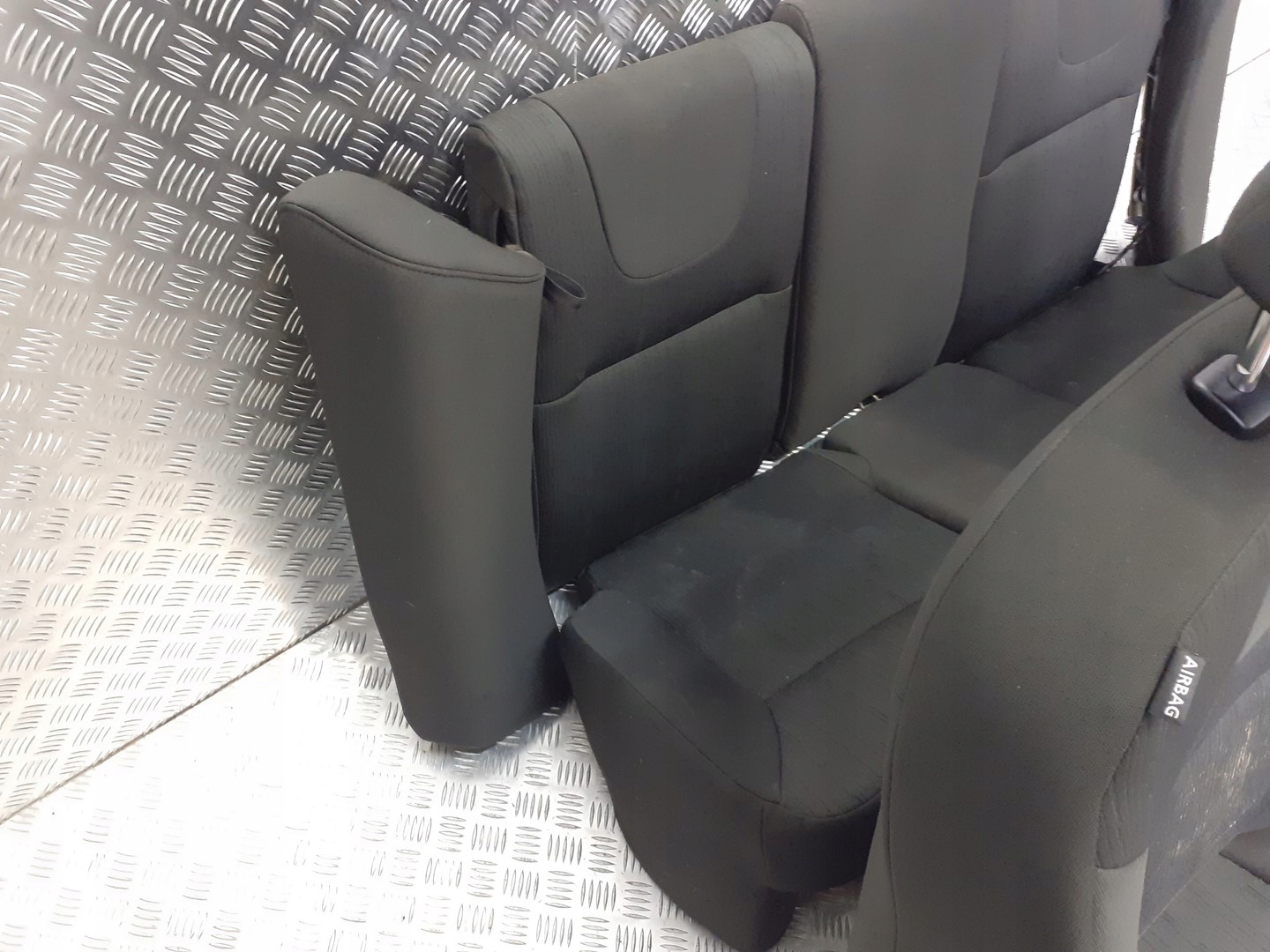 кресла диван комплект + бочки FORD Focus MK2 америка 2.0 16V