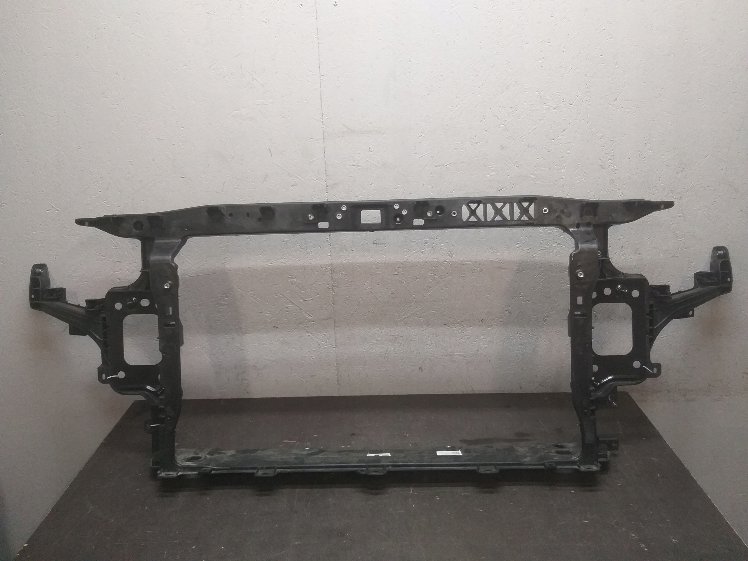 SUPPORT PANEL FOR RADIATORS HYUNDAI I30 III 3 17- 64105-G4120