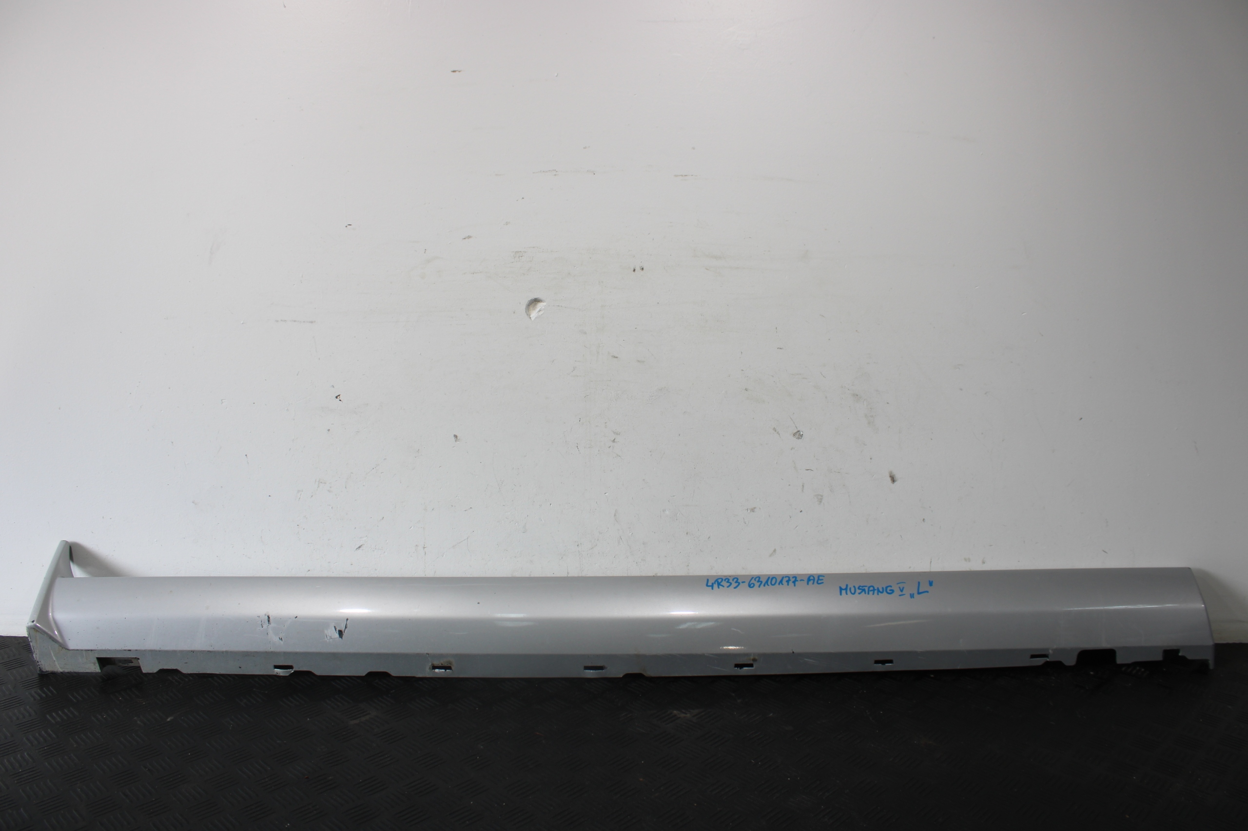 threshold left cap threshold FORD MUSTANG V 5 4R33-6310177-AE