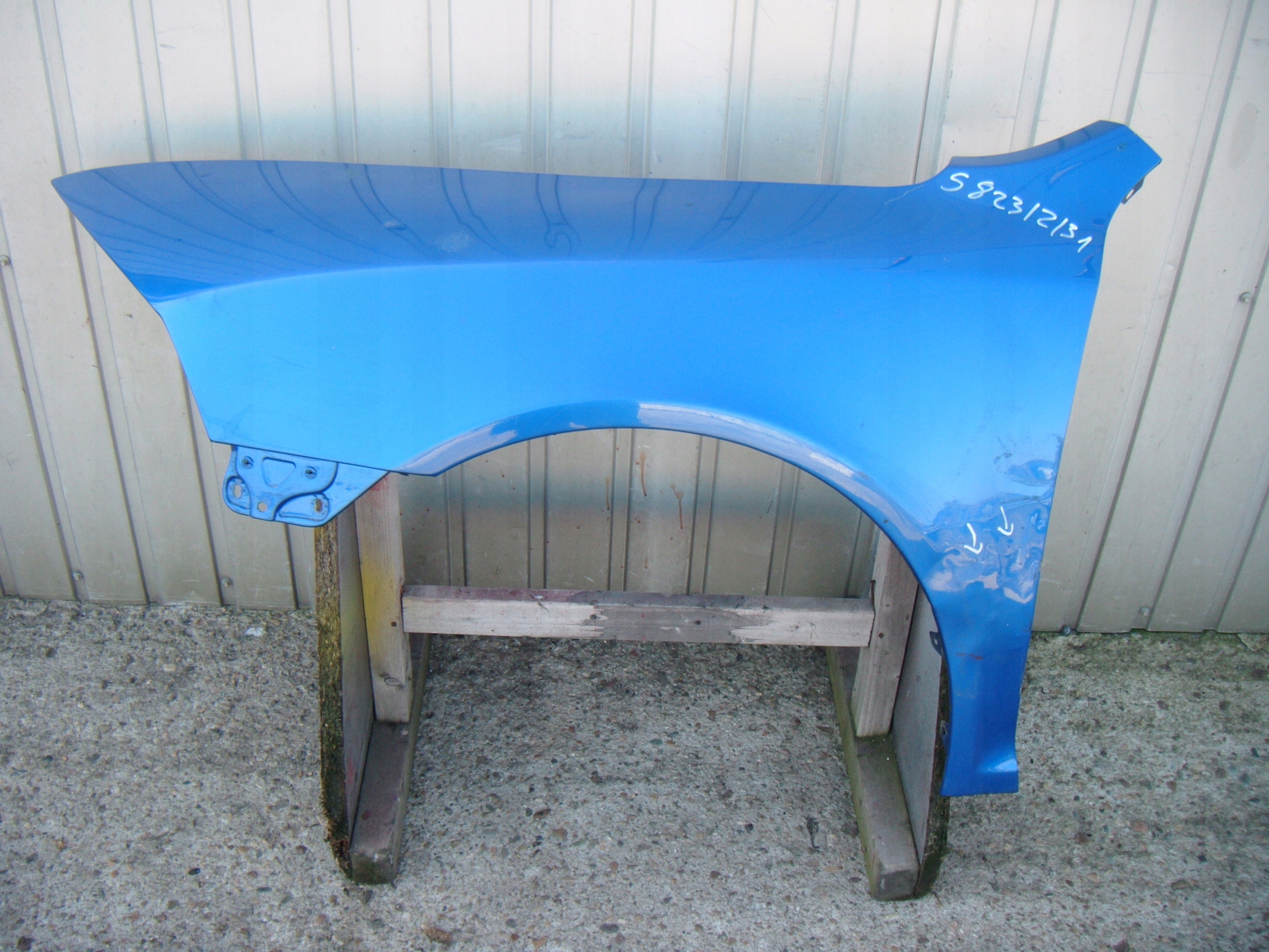 SKODA OCTAVIA II 2 04-08 BŁOTNIK LEWY PRZÓD