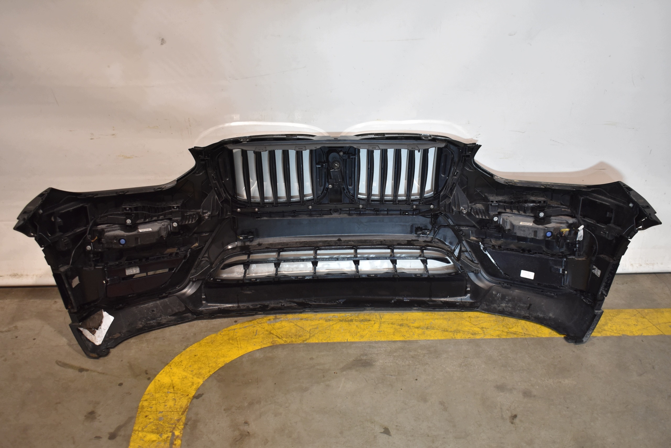 IDEALNY bumper front front XLINE 4PDC colour C07 BMW G01 G02 1