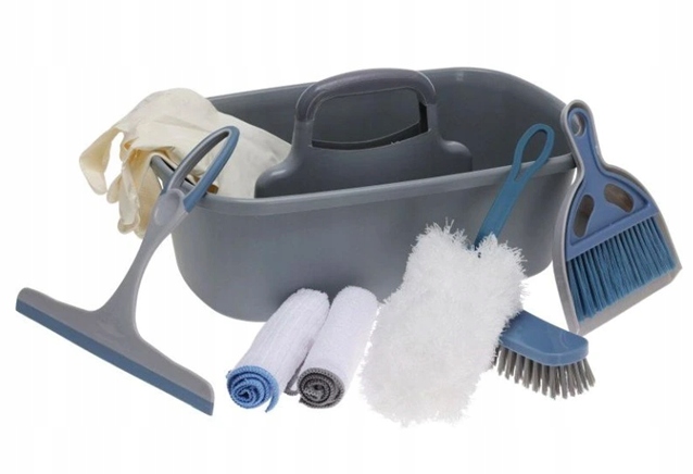 Levně Úklidová sada 8dílná Kbelík, utěrky, metla, rukavice