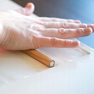 ФОТОРАМКА З ГЛИНОЮ ДЛЯ ВІДБИТКІВ РУК ТА НІГ НА ПОДАРУНОК НА БАБІ-ШОУР. Тип рамки