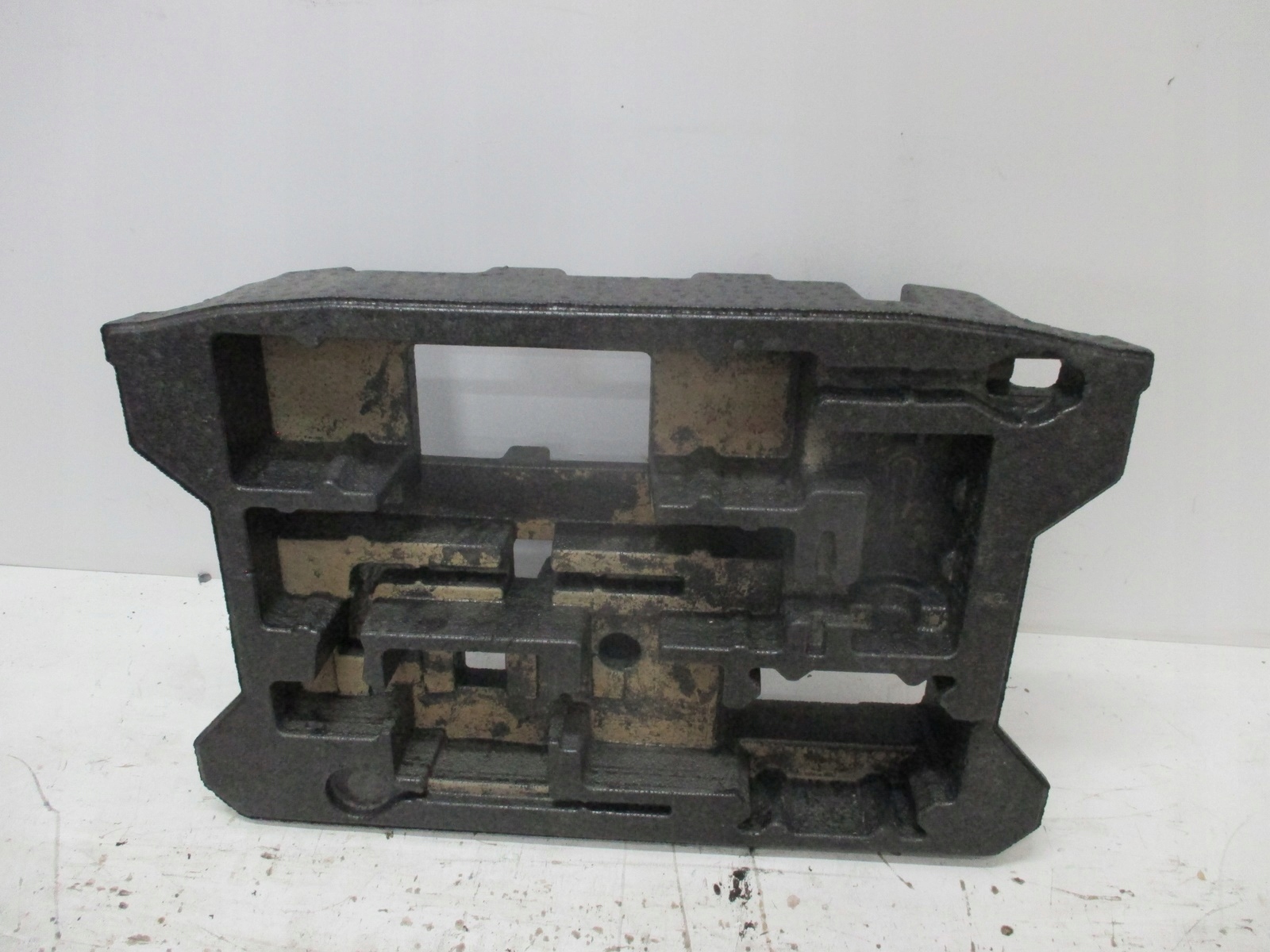 boot floor well polystirene SUZUKI VITARA III 75491-61M00