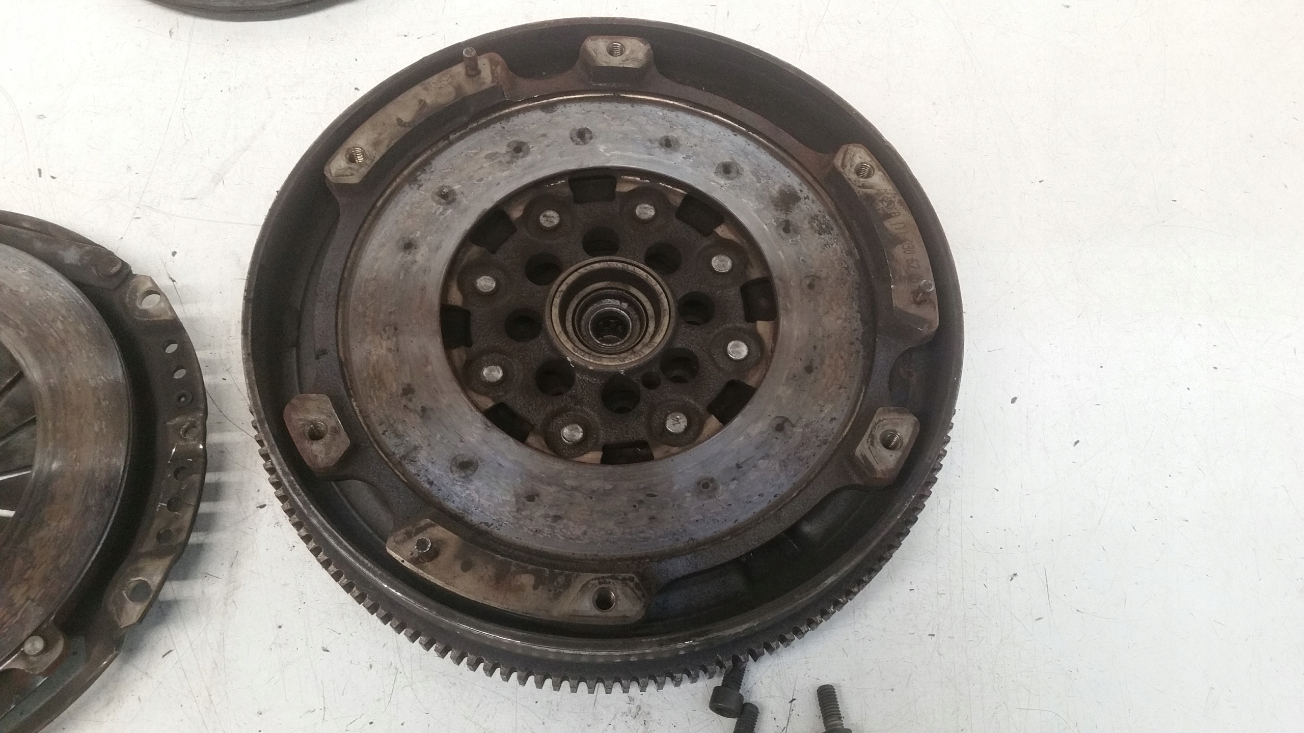 wheel flywheel disc 1110306205 Mercedes W203