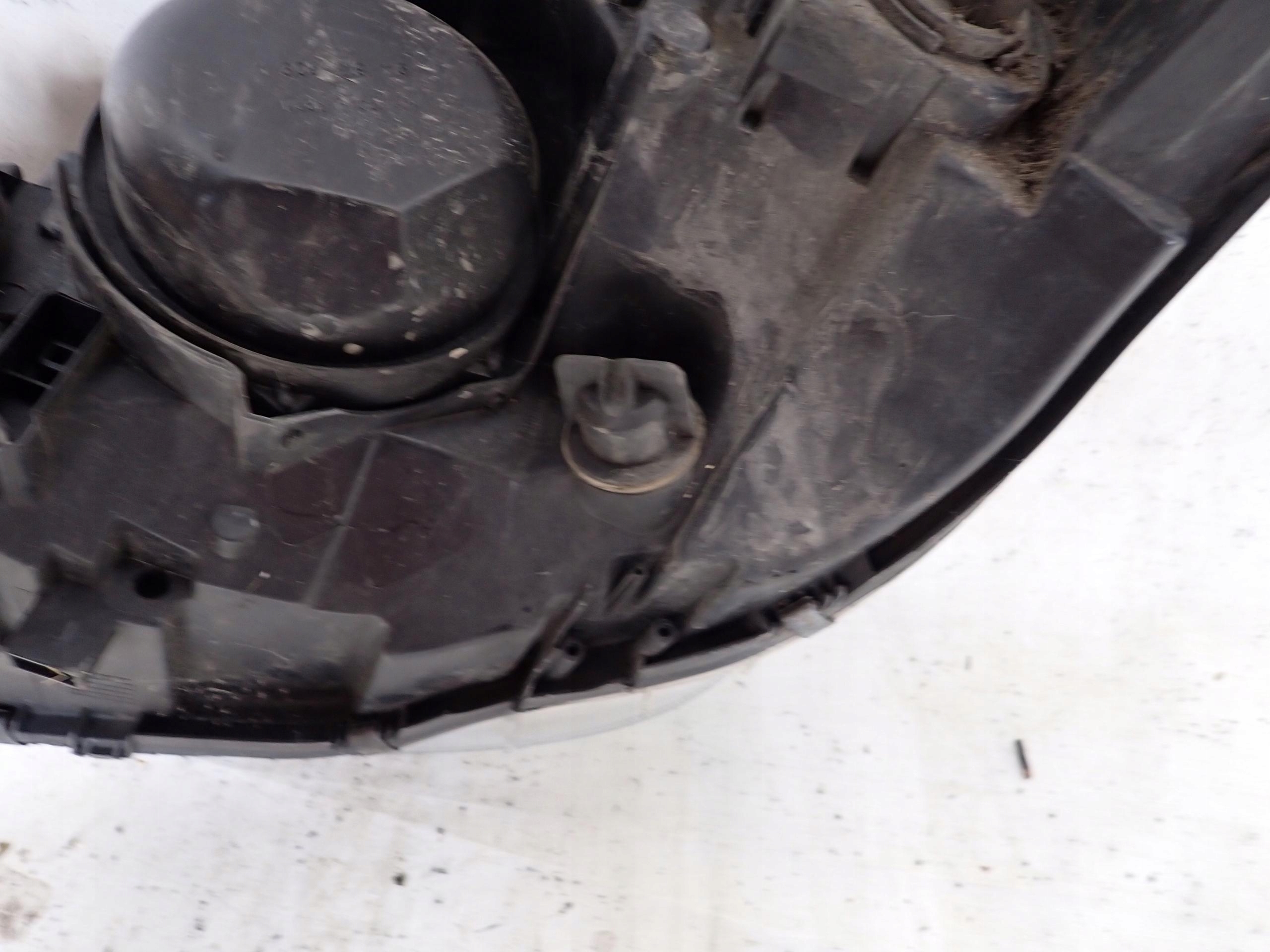 MERCEDES A-KLASA II W169 LIFT 08- light right front front XENON