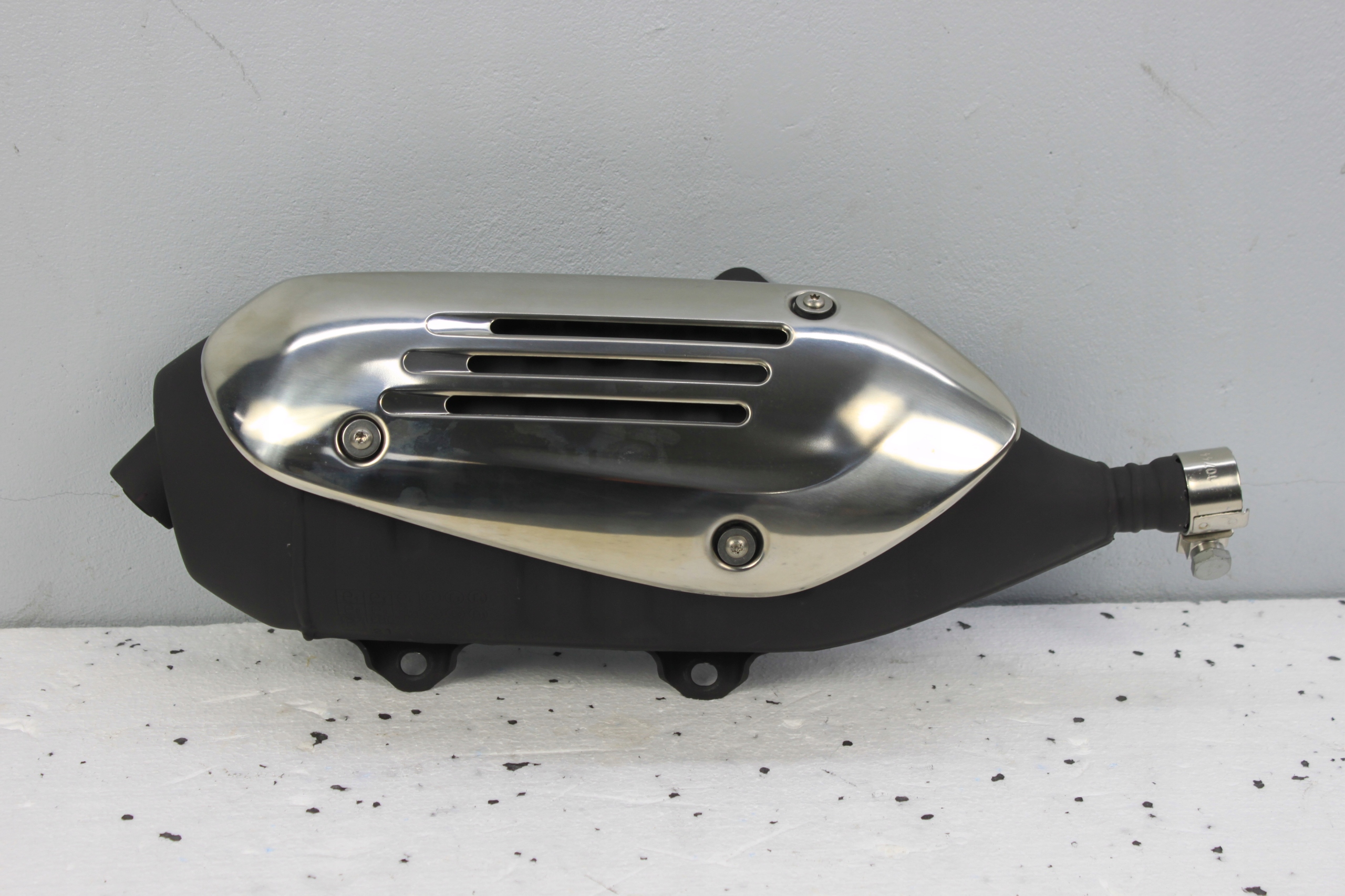 Výfuk Tlmič Kryt Piaggio Vespa Gts 125