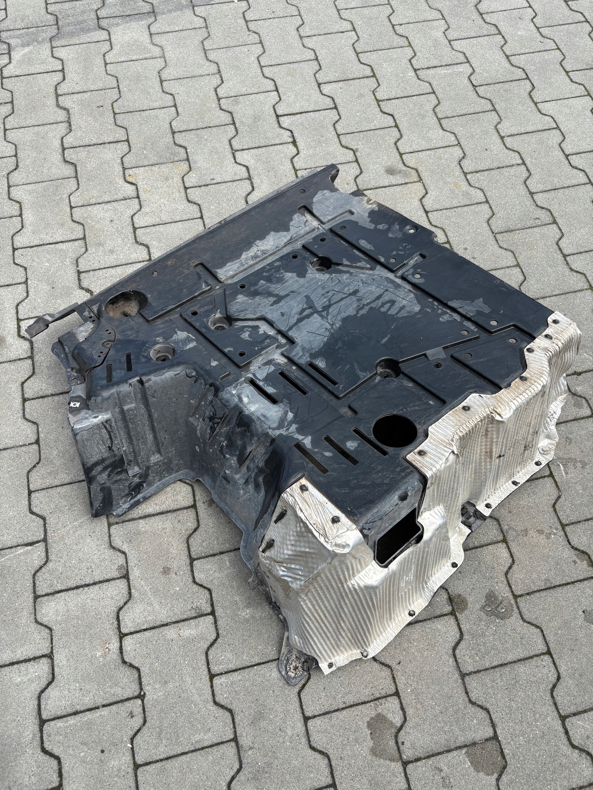 VW T6.1 T6 lift abdeckung Blende Abdeckung Unterfahrschutz 7LA825205