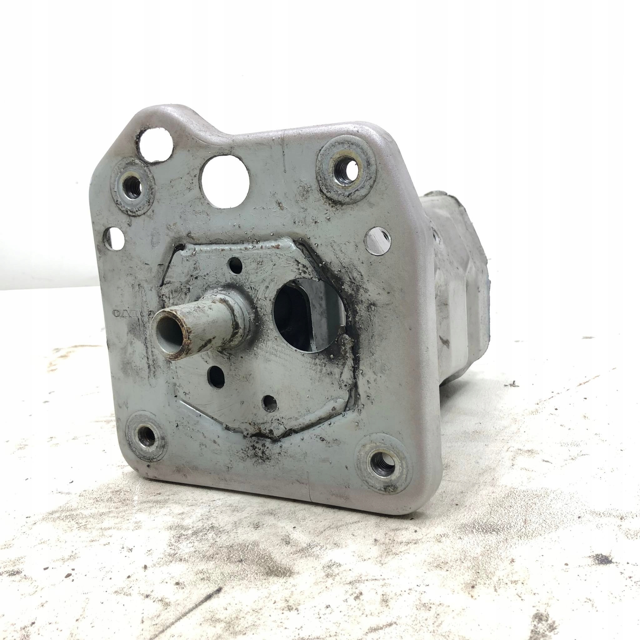 Зона раздавливания поглотитель правый передний S80 II V70 III