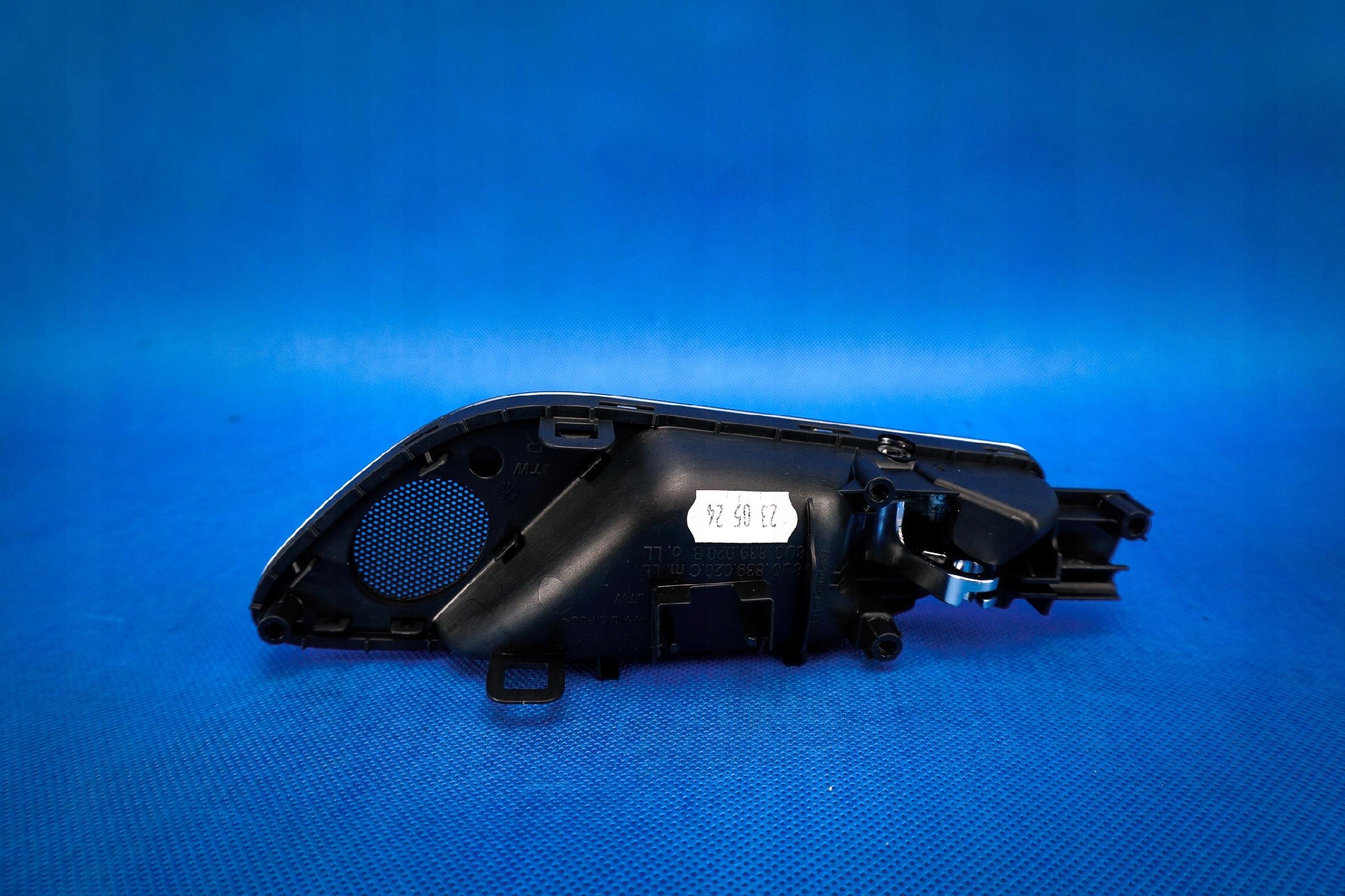 handle inner rear part right Audi Q3 8U 8U0839020C