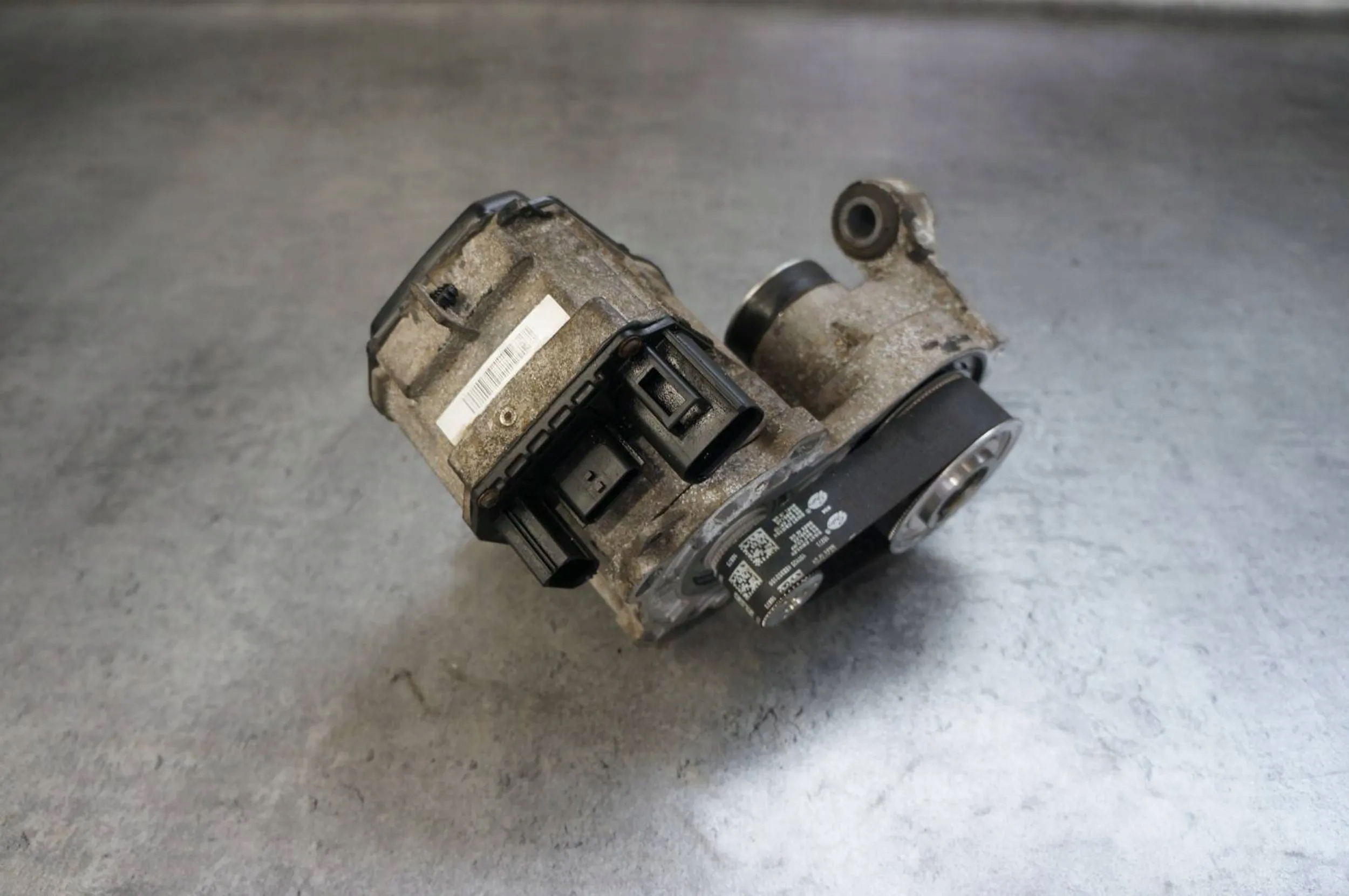 Двигатель рулевая рейка volvo V40 41516971D