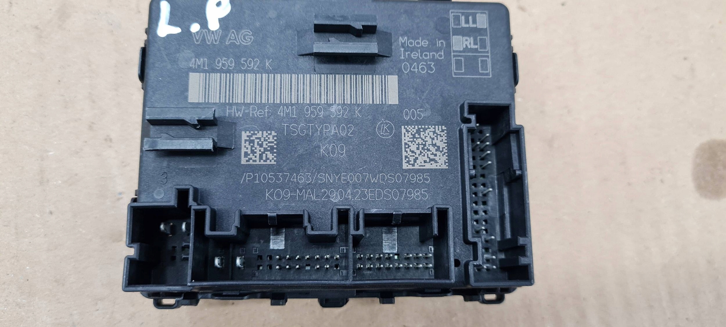 A6 C8 4K module control unit door front 4M1959592K A7 4K Q8 4M Q7