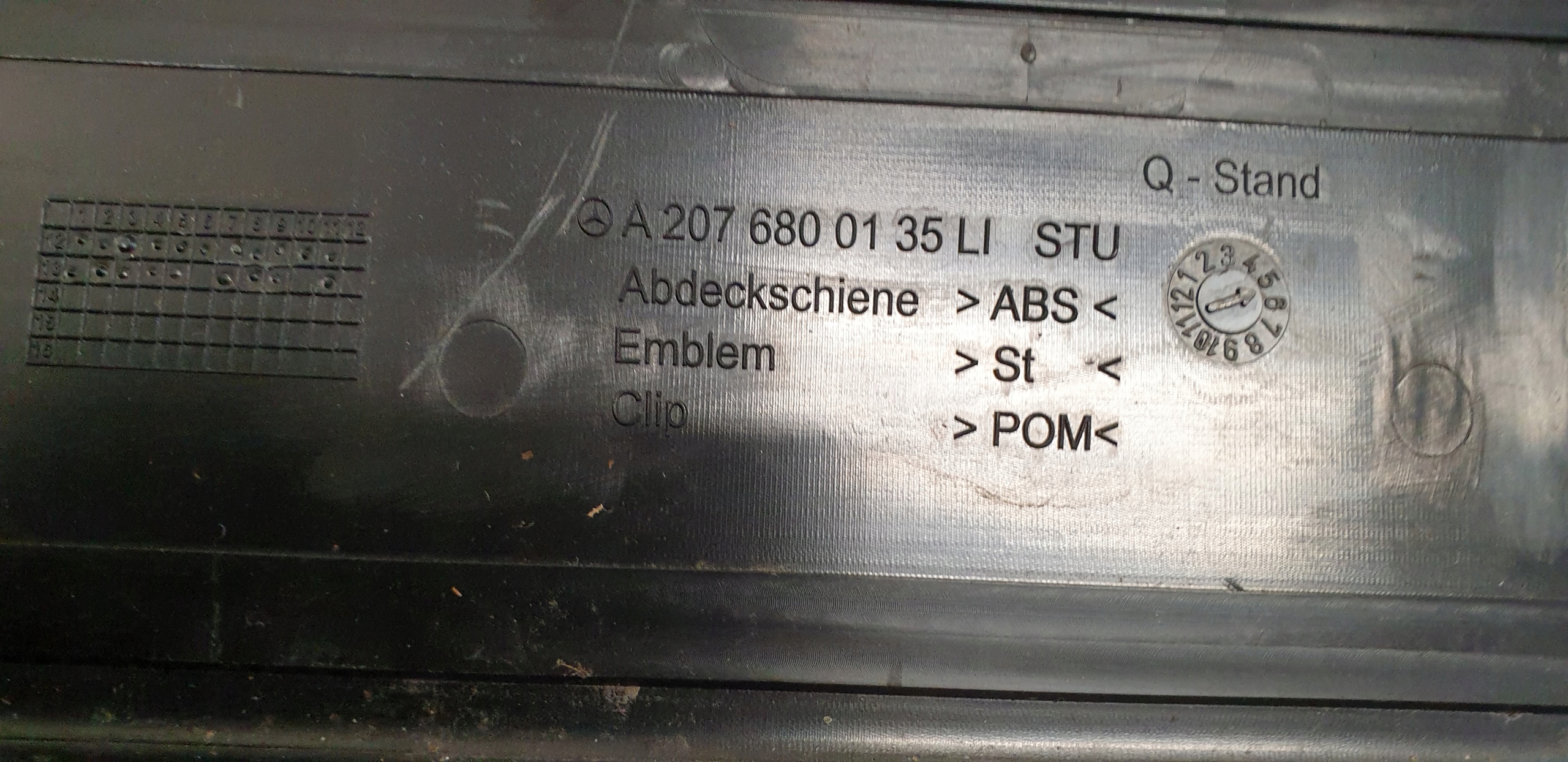 moulding threshold of the threshold cap left MERCEDES E W207 COUPE OE