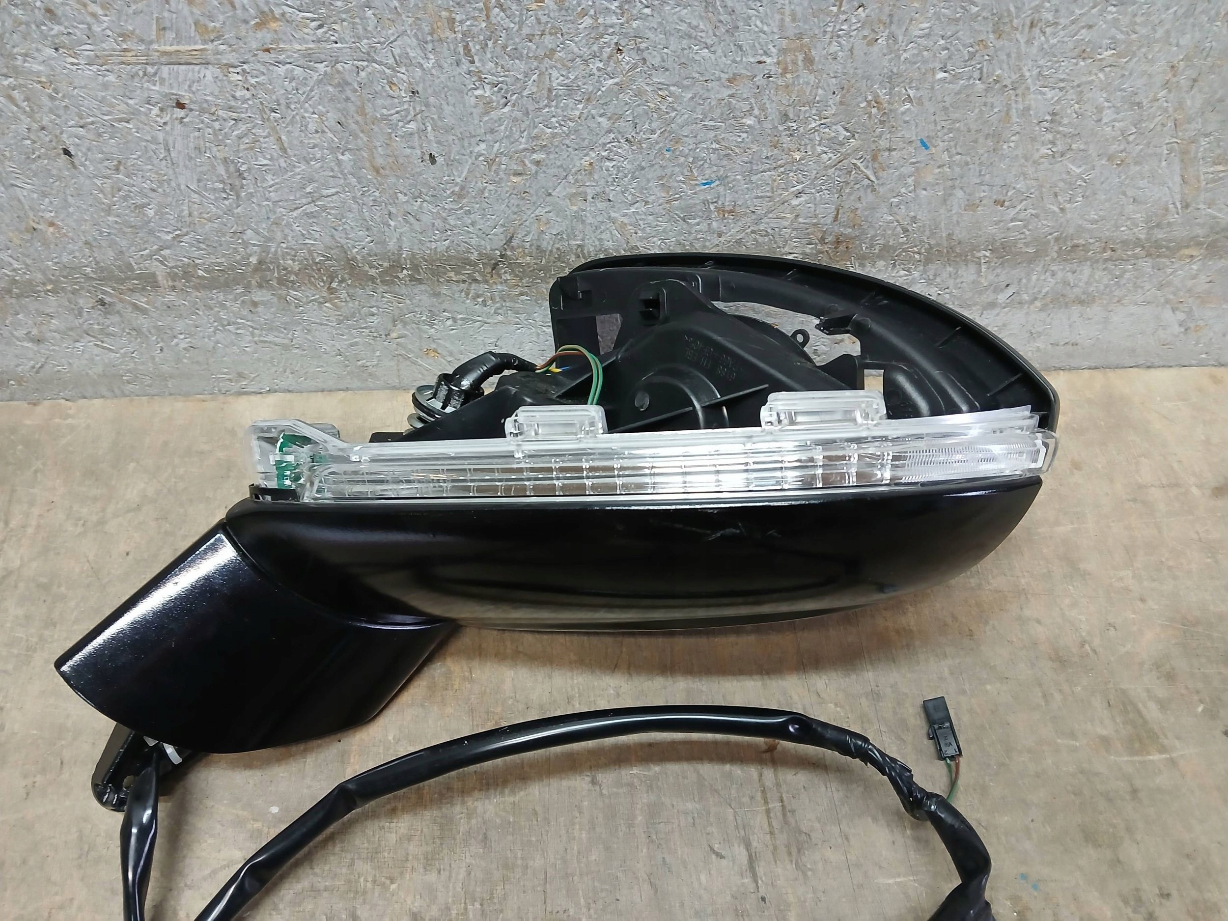 mirror front left VW GOLF VII 7 5G 6+2PIN