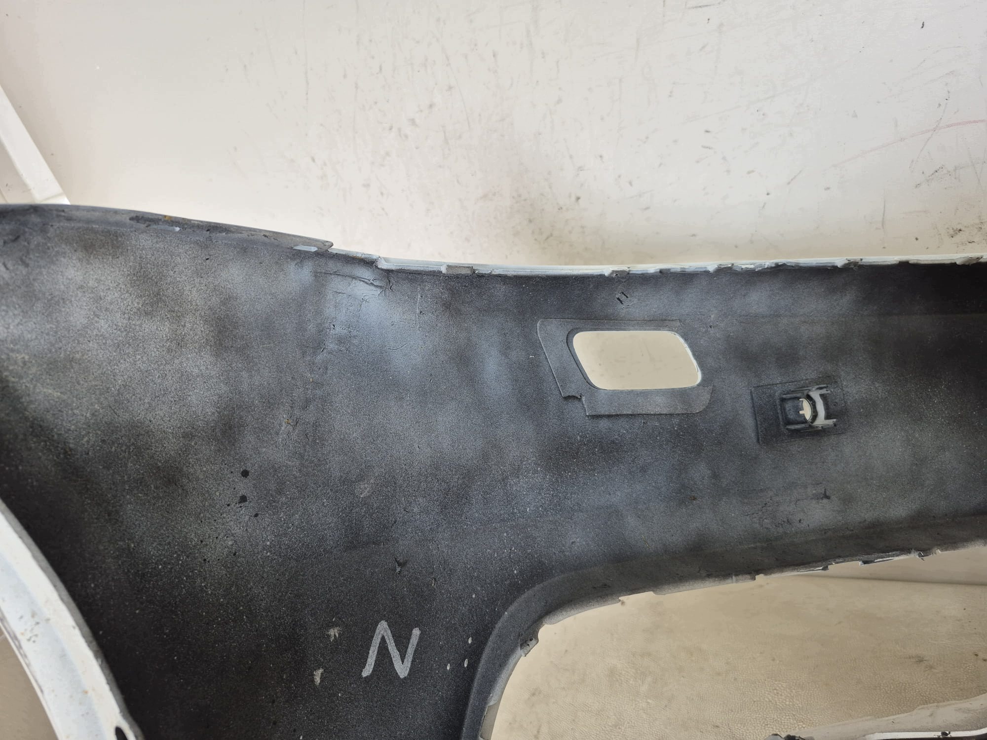 VW PASSAT B7 3AA R-LINE 10-14 bumper front front grid SPR PDC
