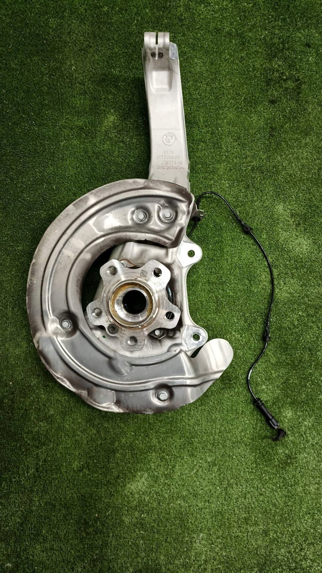 BMW G05 G06 G07 left swing front 6876655