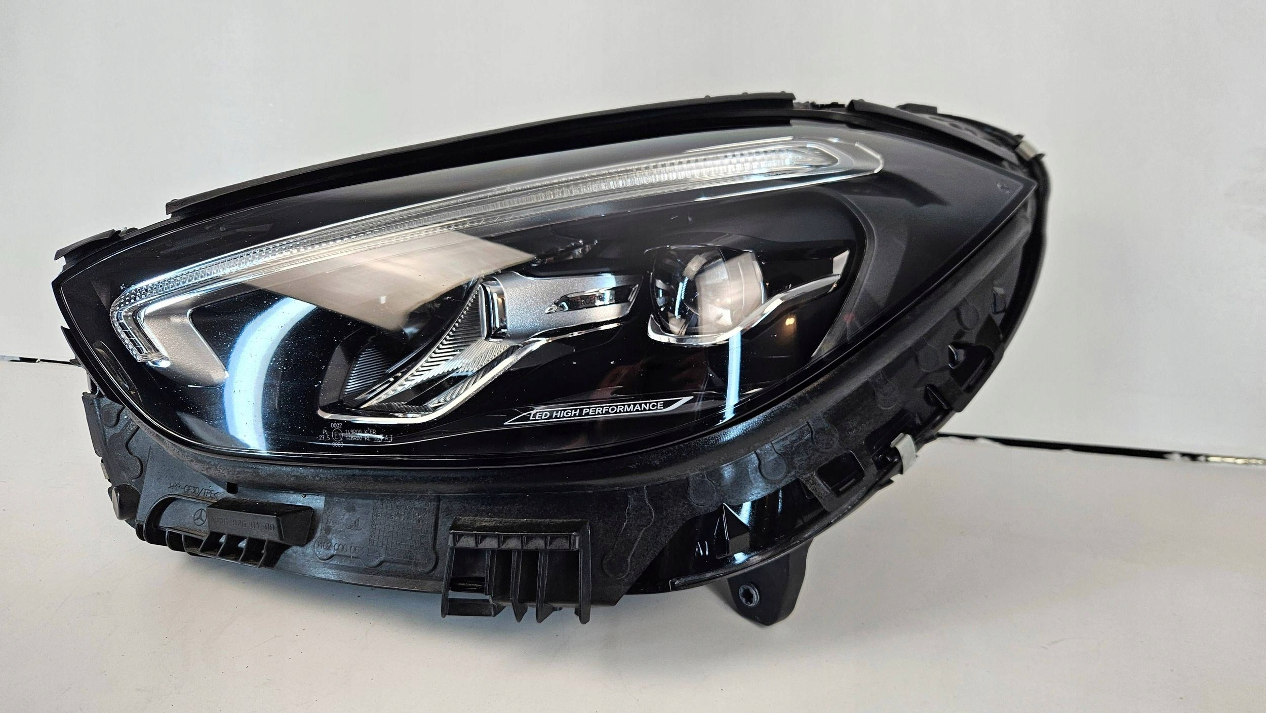Mercedes C klasa 206 LED light left front front Reflektor 2069063903