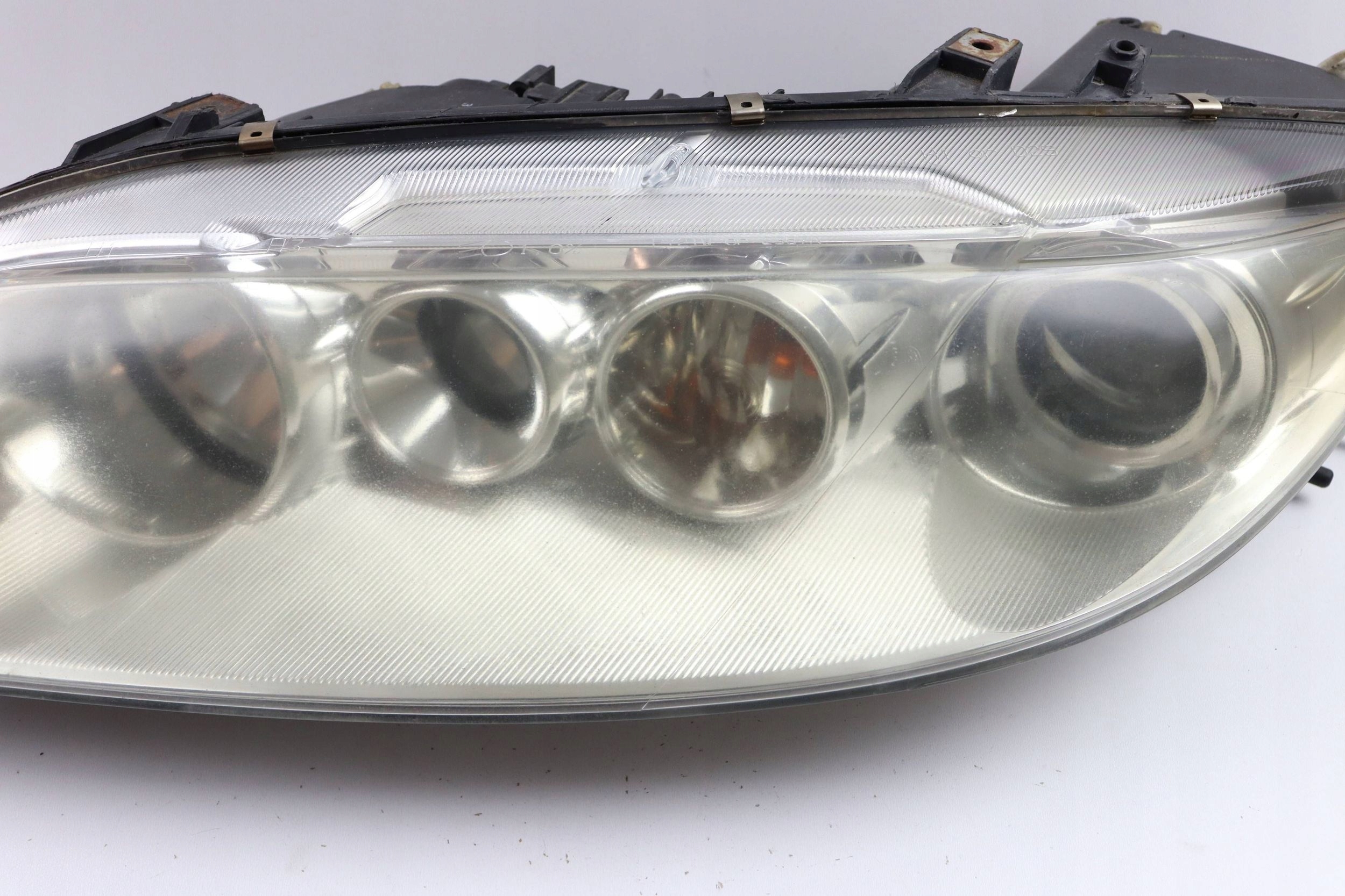 MAZDA 6 and light front left front XENON F014002476L EUROPA