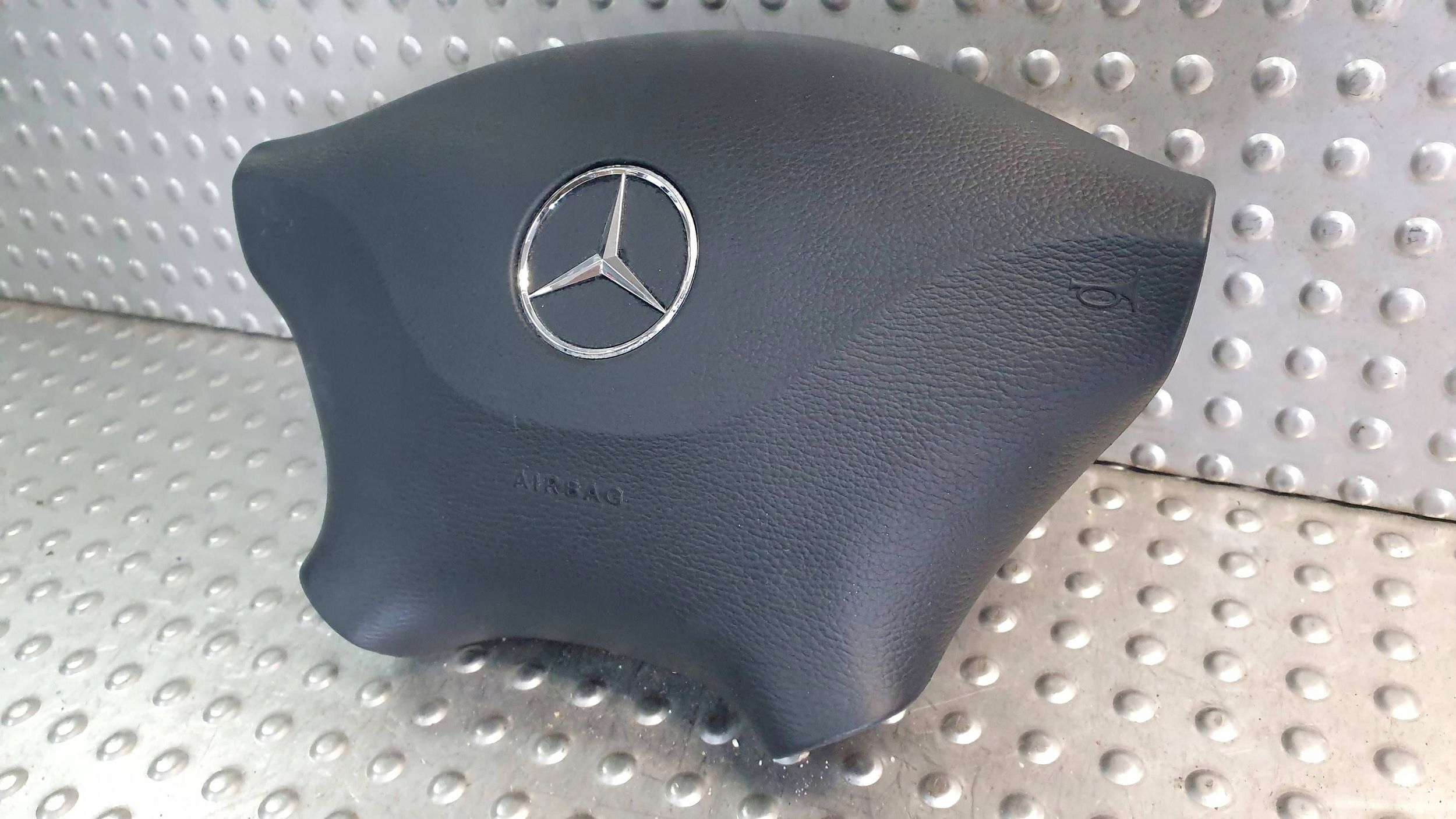 Airbag Deckel AIRBAG MERCEDES SPRINTER W906 06- A9068601202