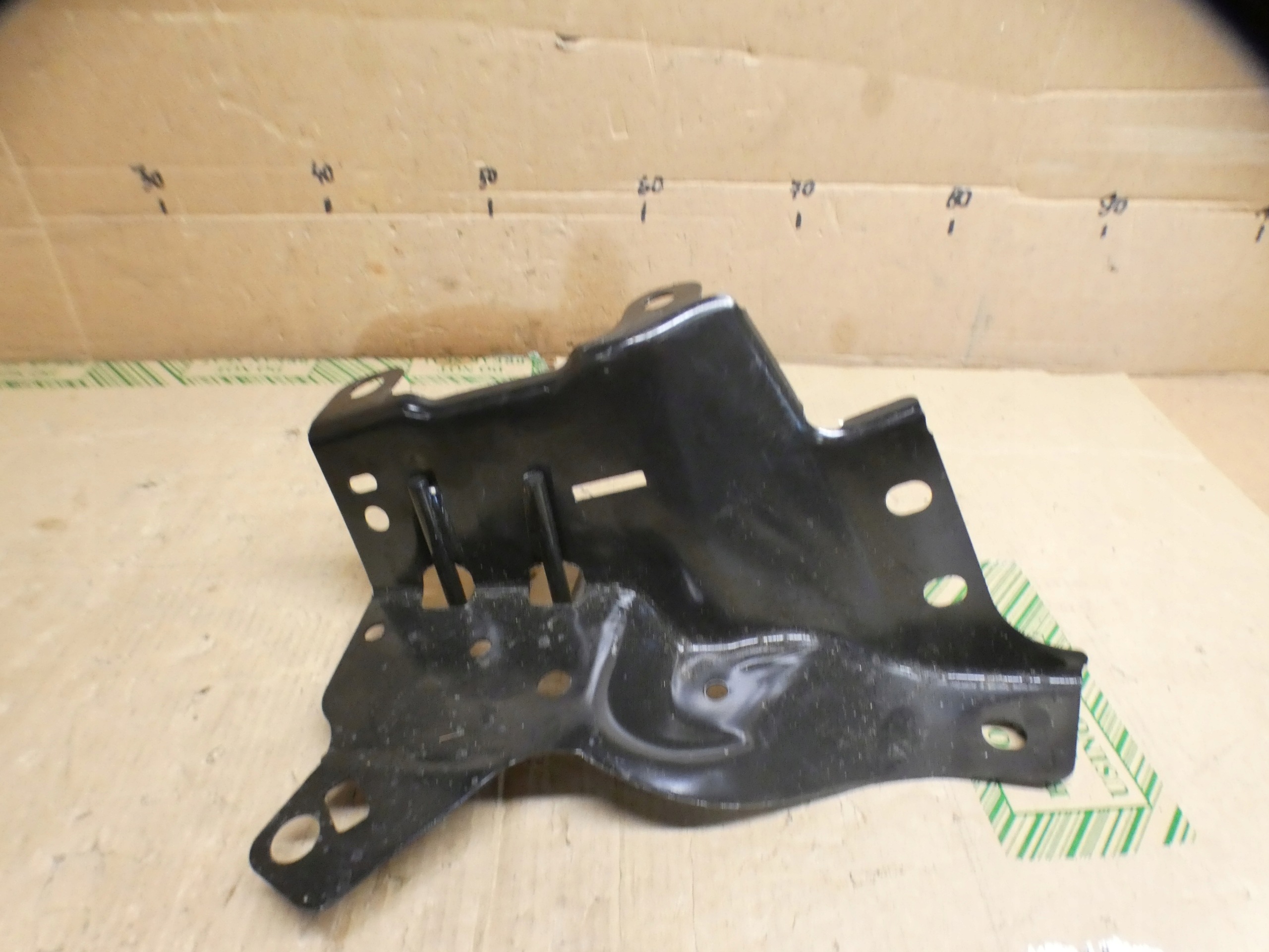 PEUGEOT 2008 II Halter hinten KANAPY links oder rechts 384467 280527