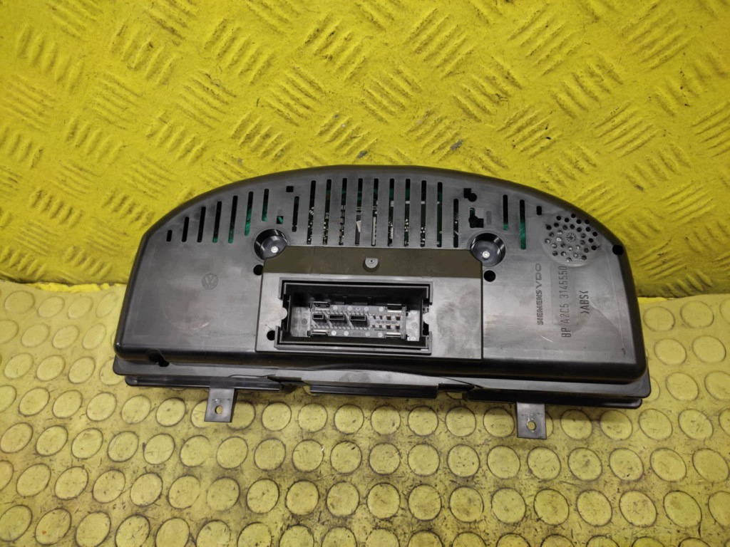 VW PASSAT B6 1.6 FSI dials A2C53145550