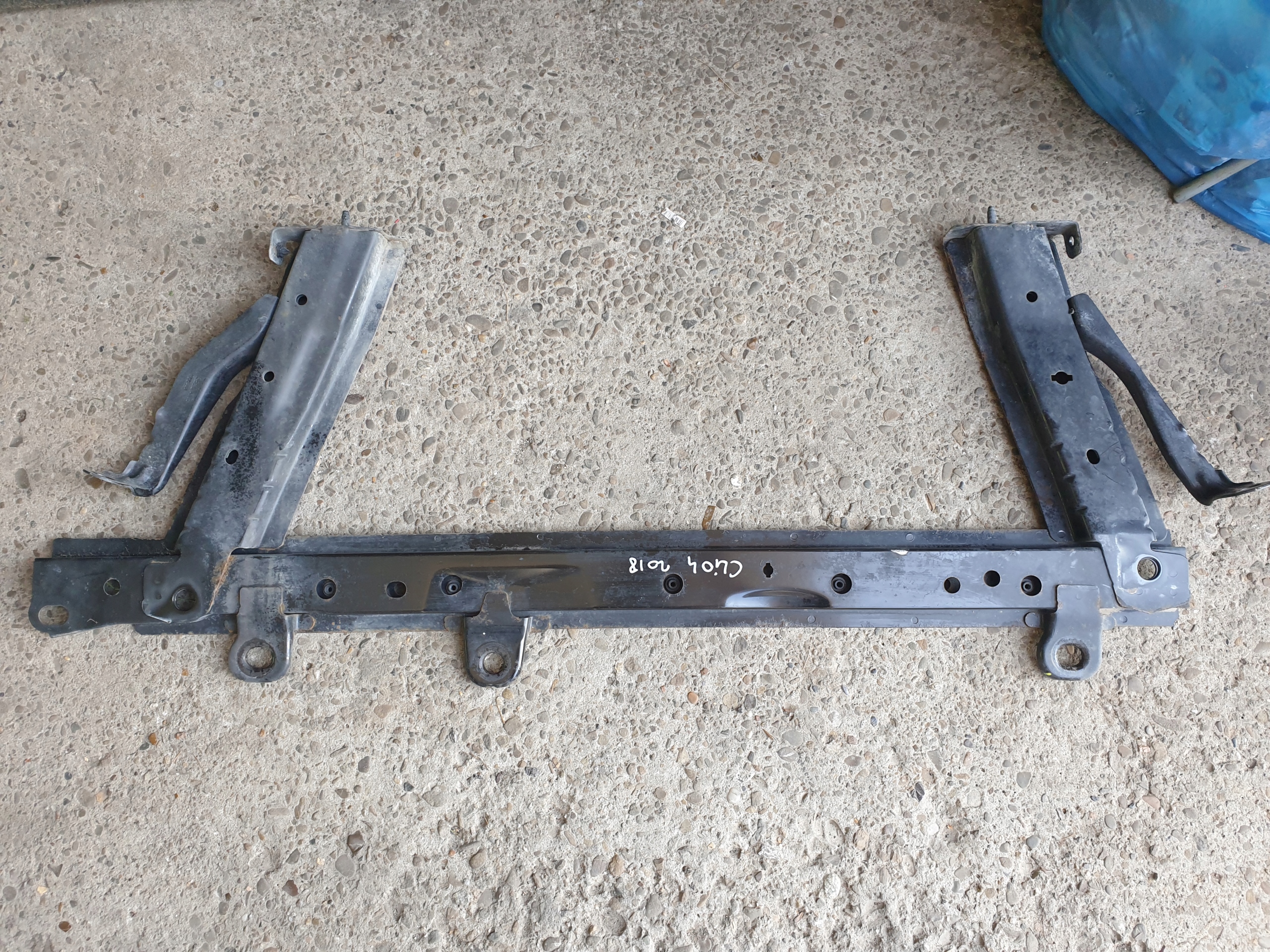 support panel for radiators pillar sider RENAULT CLIO 4 IV 2013