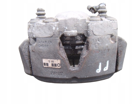 AUDI A5 8T 07- 2.0TFSI ZACISK JARZMO PRAWY PRZÓD