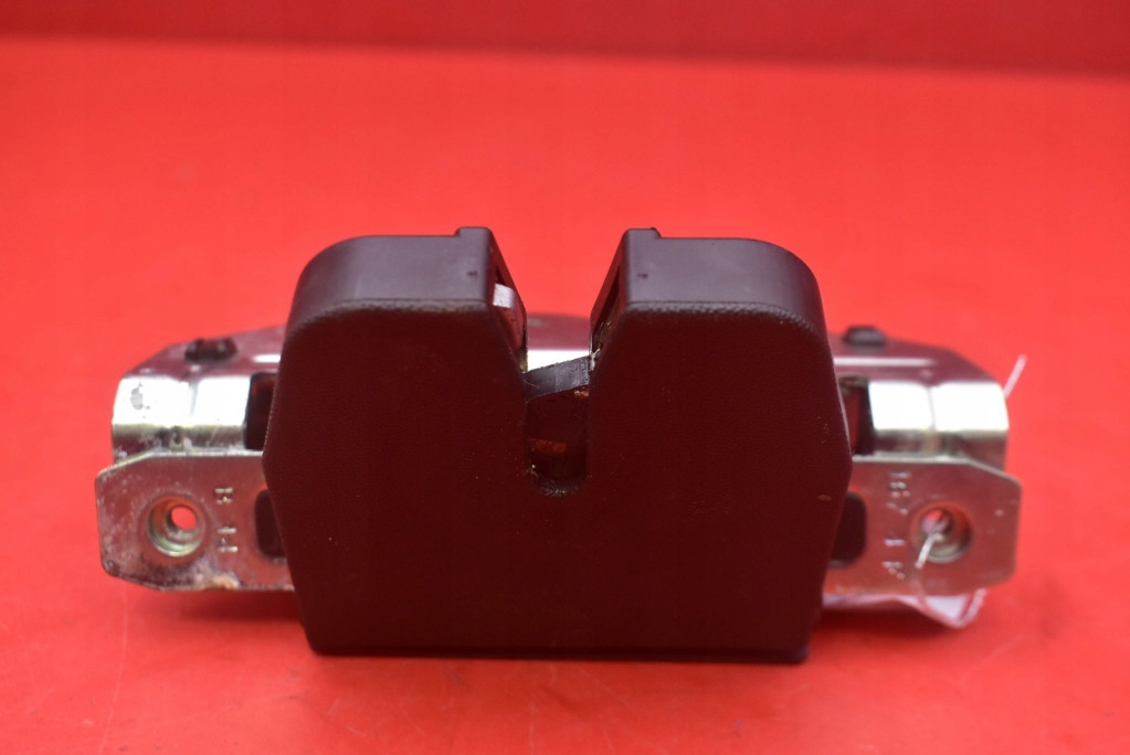 lock bonnet rear part boot 13117285 OPEL ASTRA 3 III H 5D HB 04-07