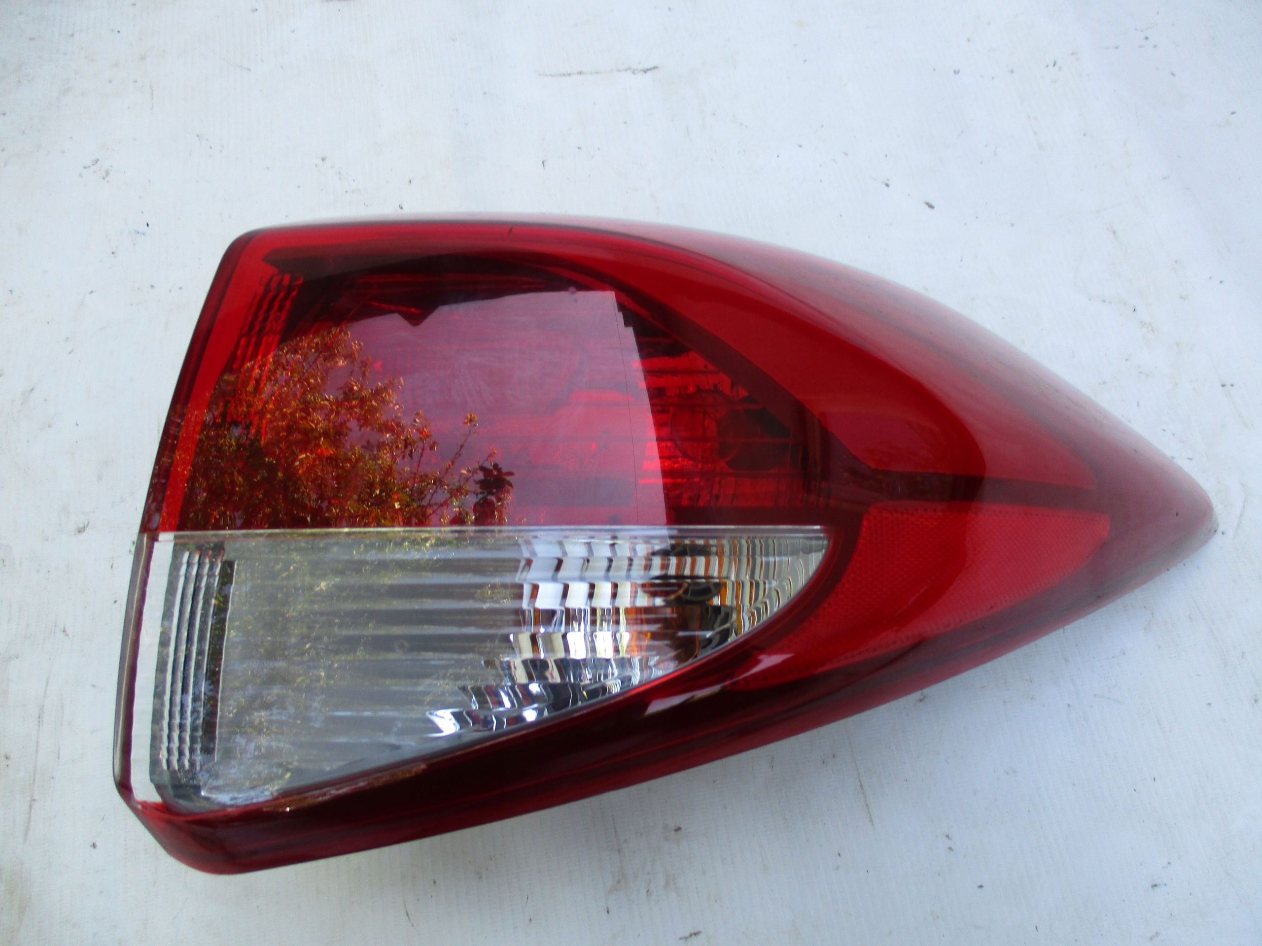 light right rear part Hyundai Tucson 2 II 15r- 92402D3
