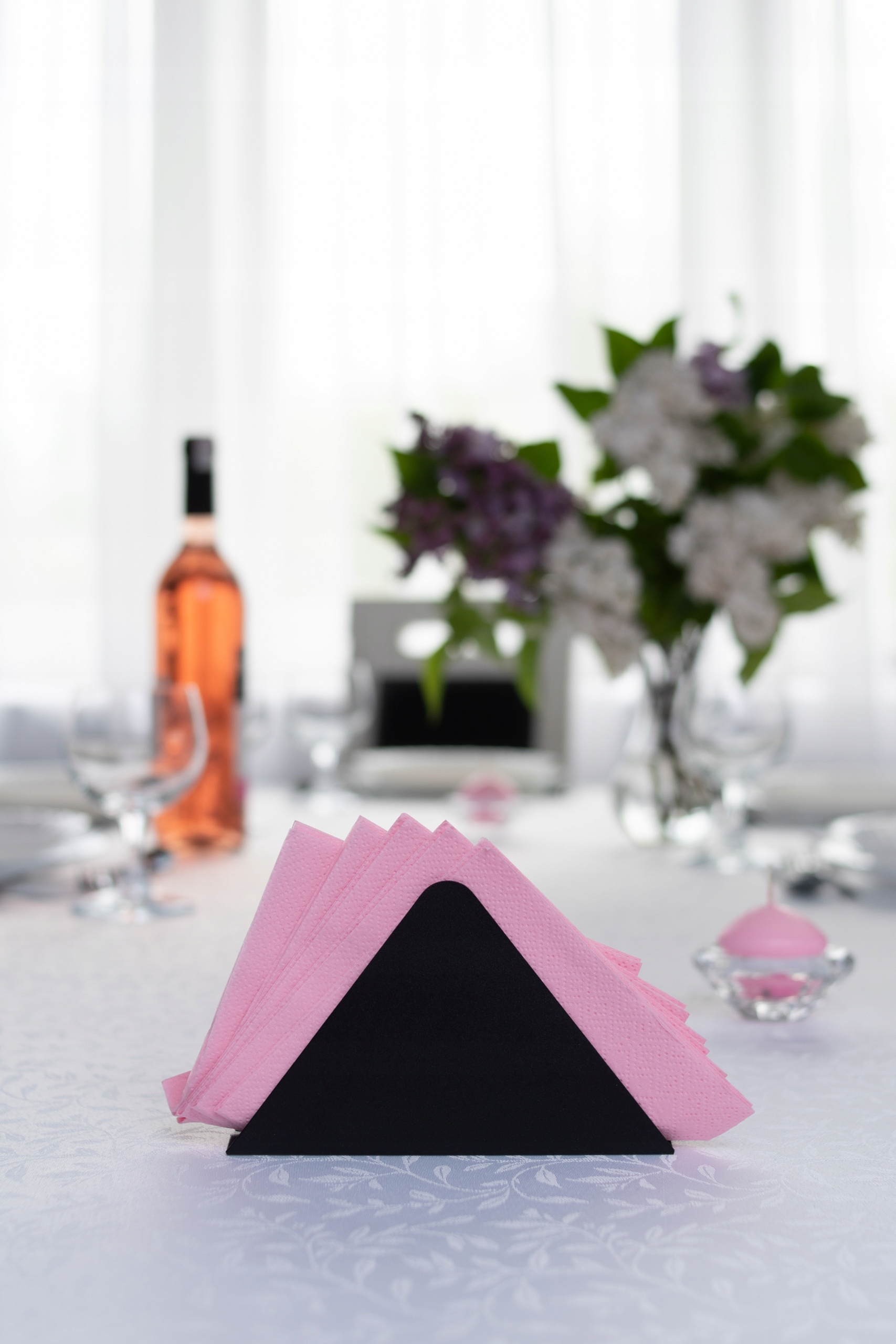 Serwetnik metalowy TRÓJKĄT - tłoczony - szeroki - NIEPOWTARZALNY KSZTAŁT Marka inna