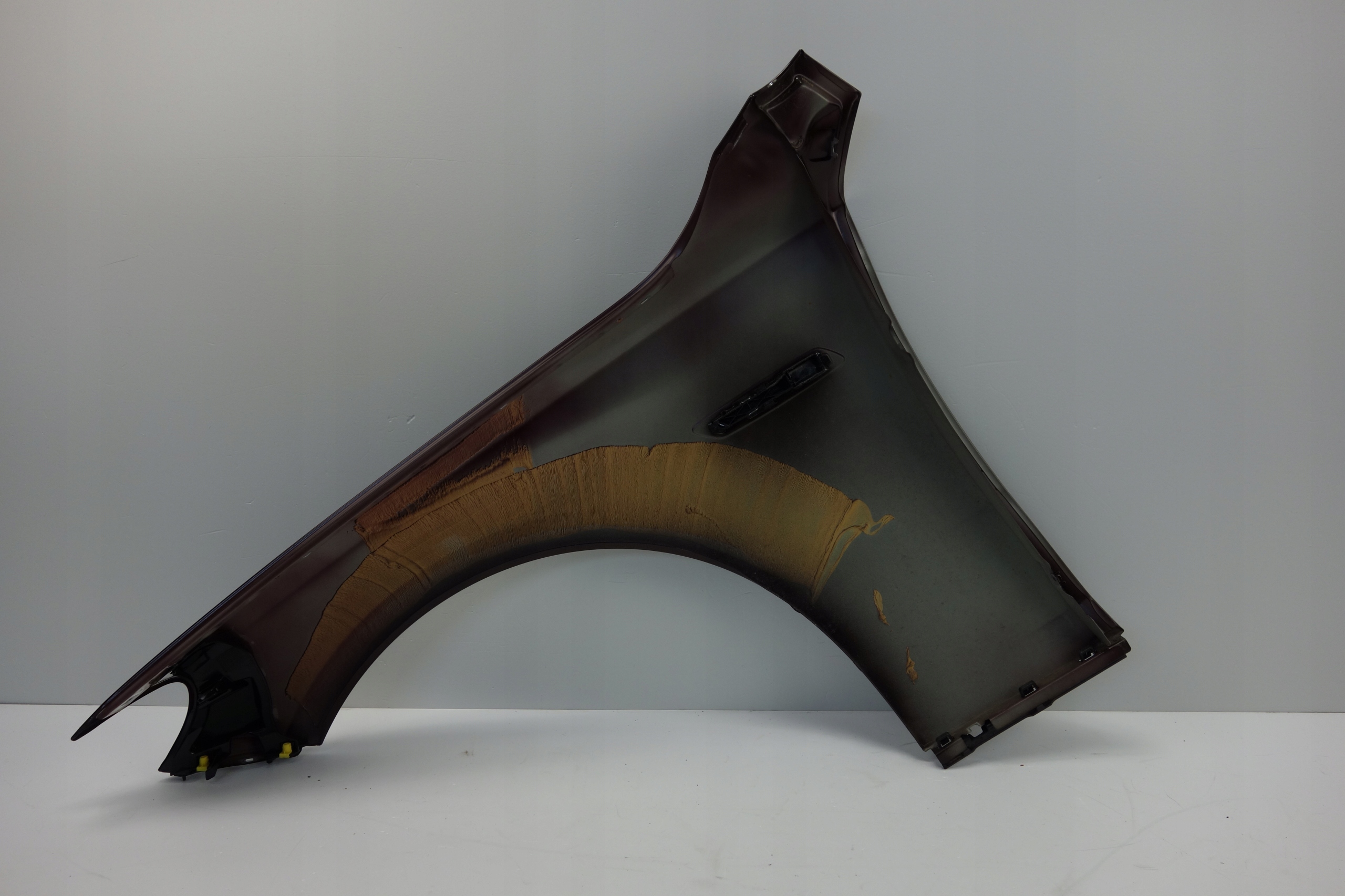 fender right front BMW F07 LCI B03 DAMAST ROT