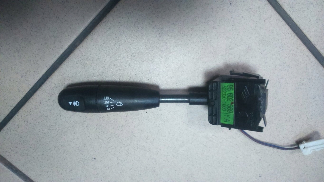 MATIZ SPARK 05-09 PRZEŁĄCZNIK WYCIERACZEK 96602569