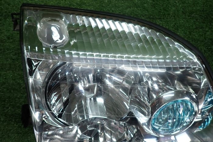 NISSAN X-TRAIL T30 01-07 reflektor right light right