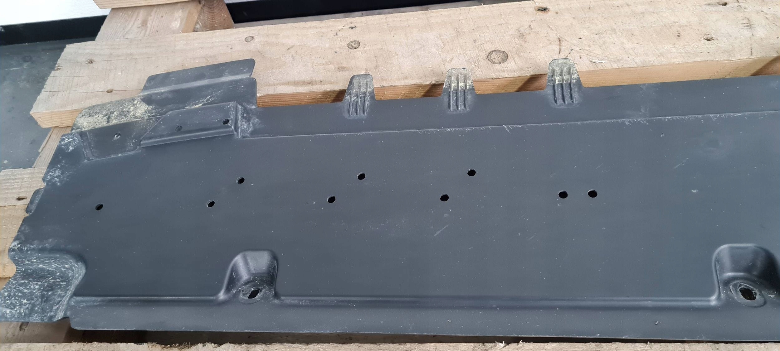 Q3 83A Blende Abdeckung abdeckung unter Stoßstange SLINE 83A807611