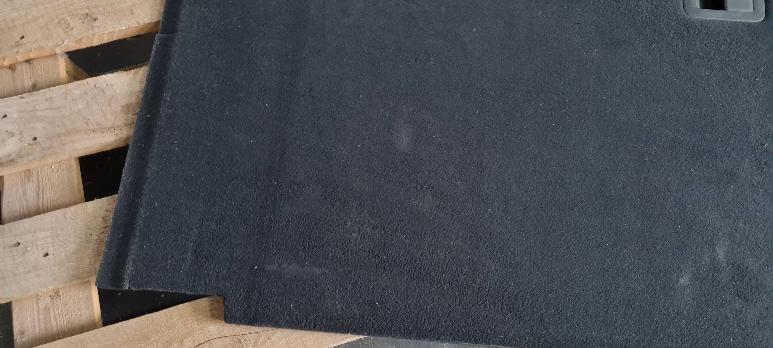 Q3 83A floor mats boot mat lower 83A861529B