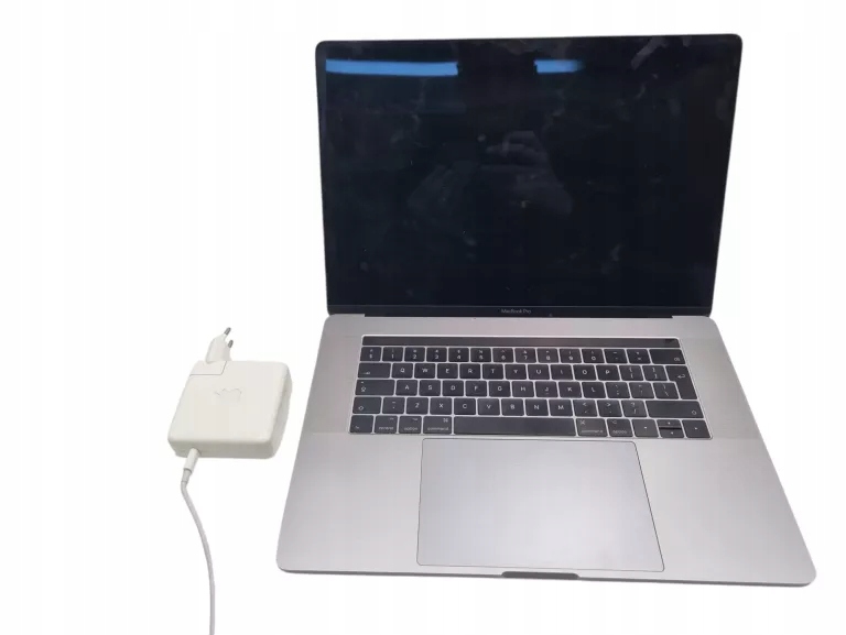 Macbook Pro 2017 16 w Laptopy, notebooki, ultrabooki Apple