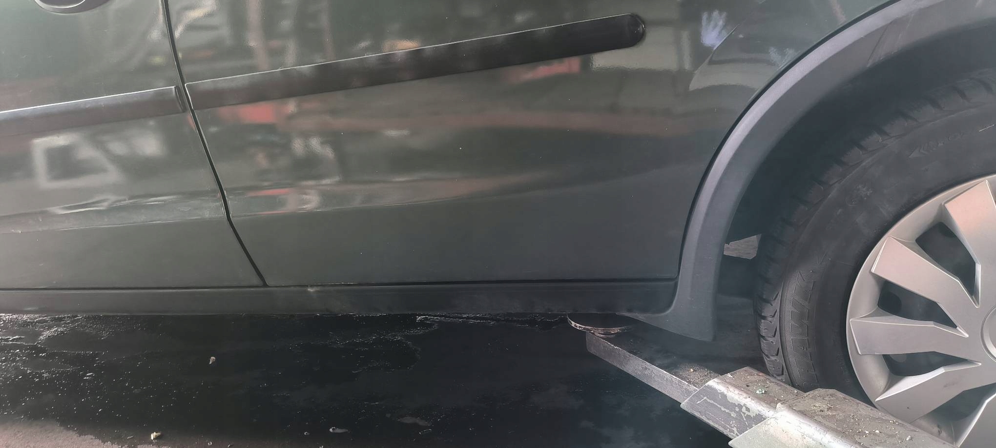 Tür links heck 3GU OPEL CORSA C