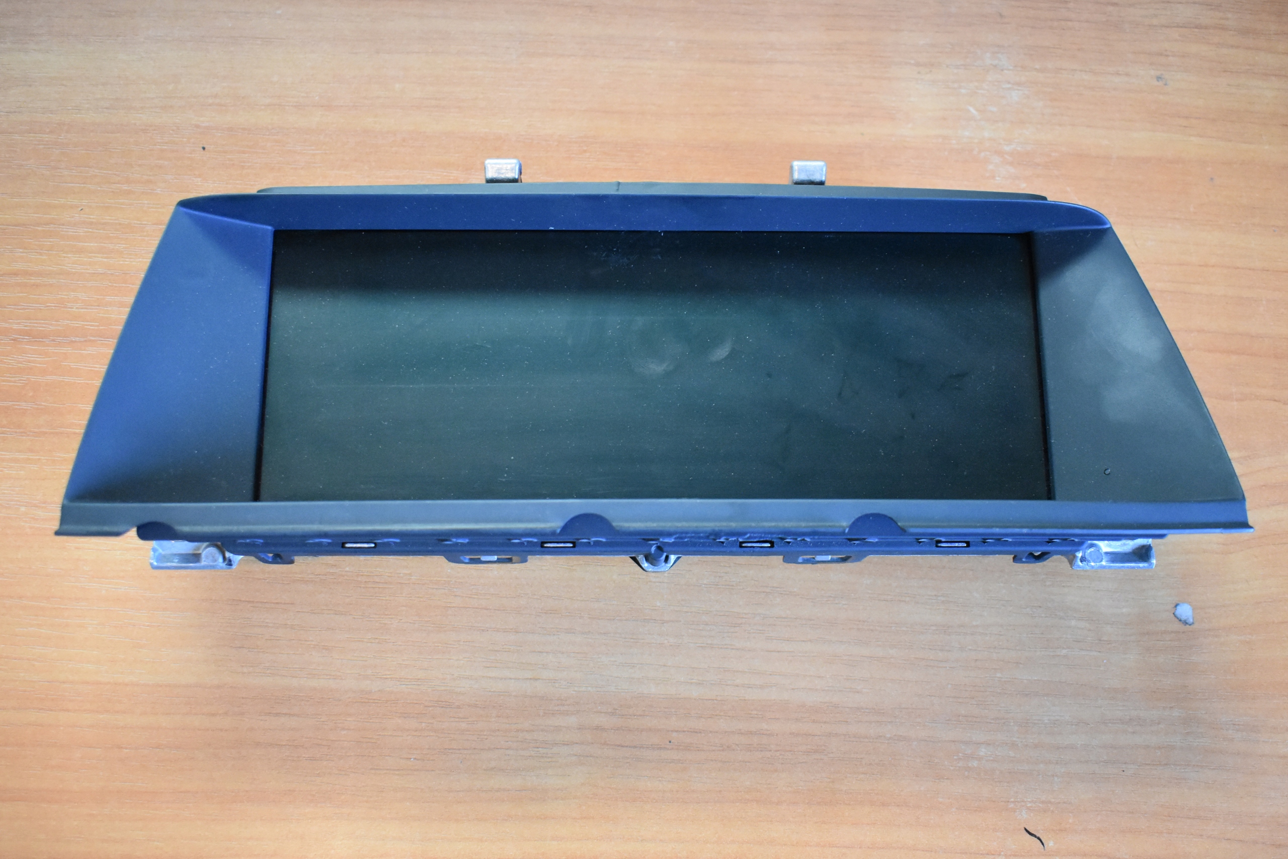 IDEALNY display LCD BMW F01 F02 1 9