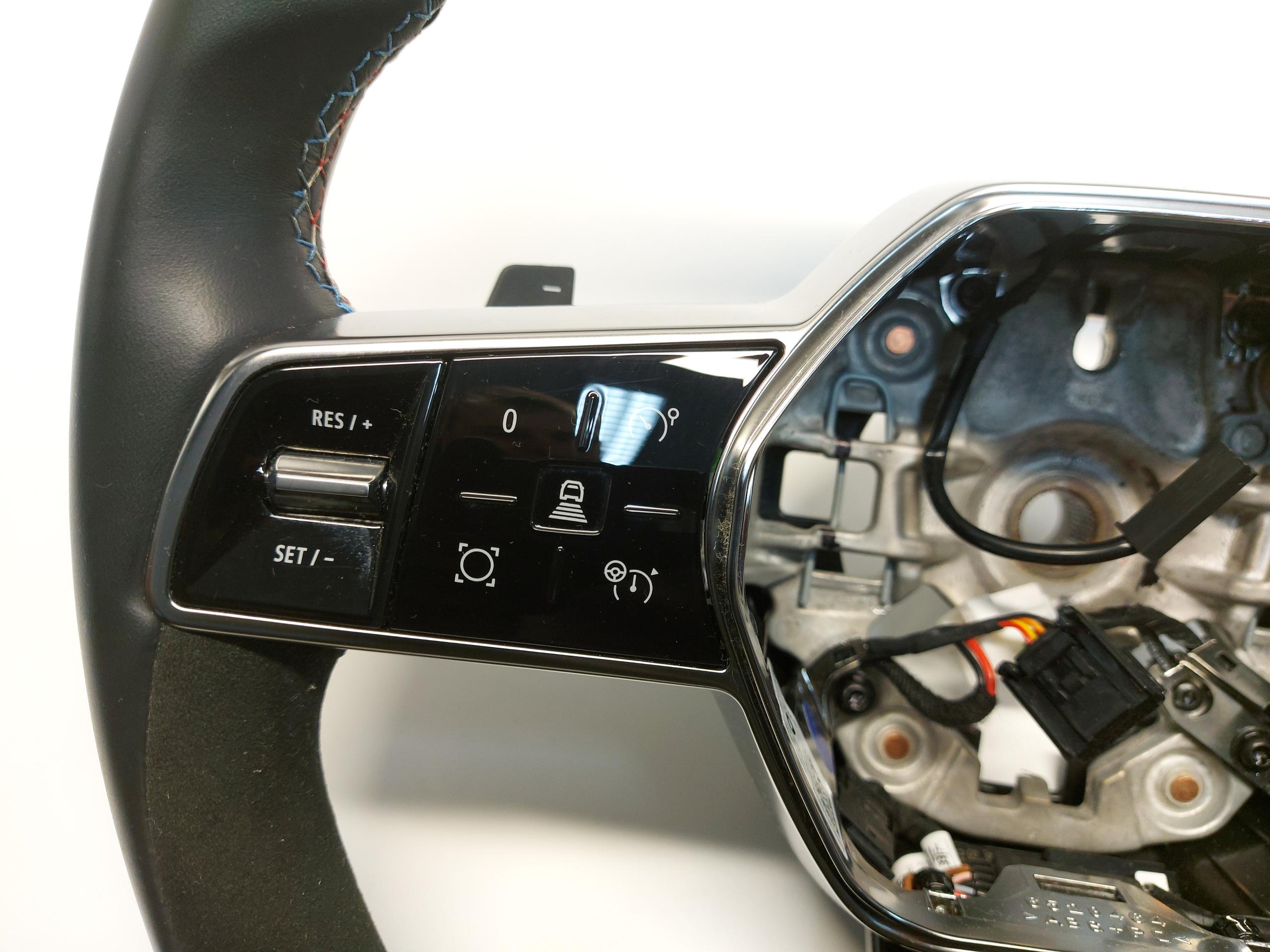 RENAULT Austral E steering wheel, multimedialna leather with shifting 484001557R