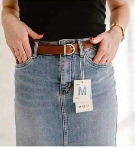 DŁUGA MAXI SPÓDNICA JEANSOWA Z ROZCIĘCIEM PASKIEM JASNY NIEBIESKI ROZMIARY Model DŁUGA Z ROZCIĘCIEM, UCIĄGLIWA, STRZĘPIONY DÓŁ