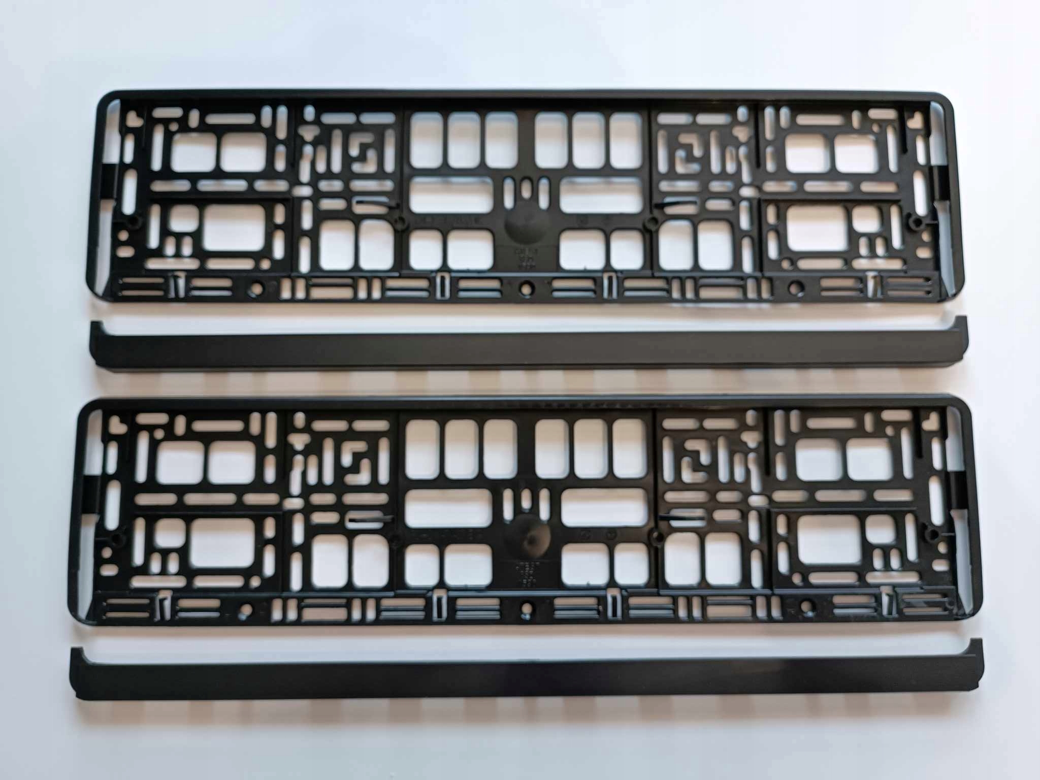 Ramka do tablic rejestracyjnych Utal metalizowana czarna połysk 2 szt.