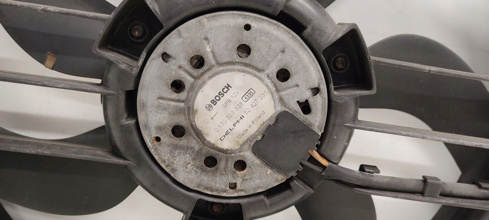 ventilátor chladiče Opel Astra J kombi 2,0 CDTI