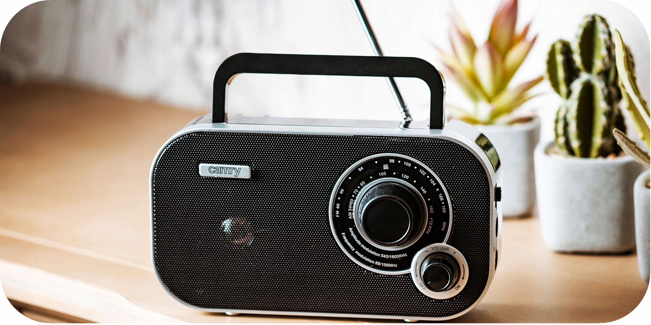 Stylowe KUCHENNE RADIO RETRO AM FM AUX Głośnik Głębokość produktu 6.5 cm