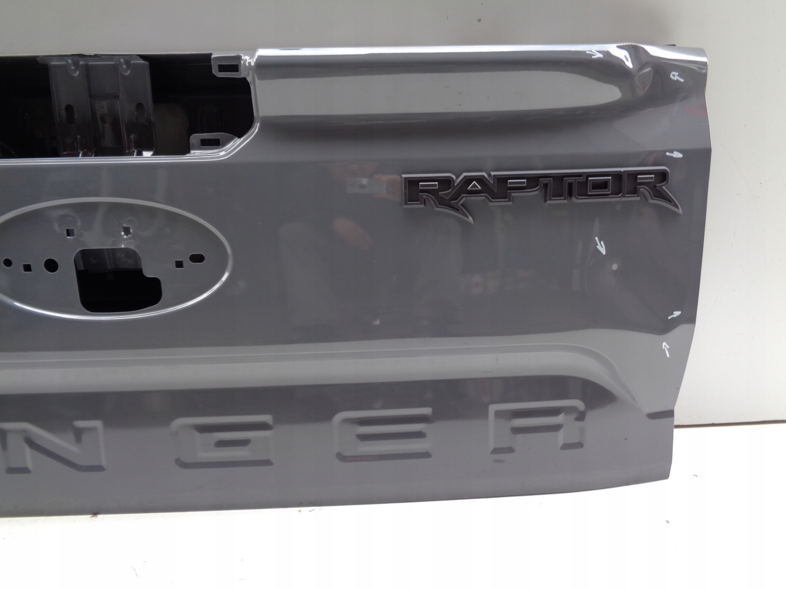 boot doors FORD RANGER RAPTOR 22- NR 51610