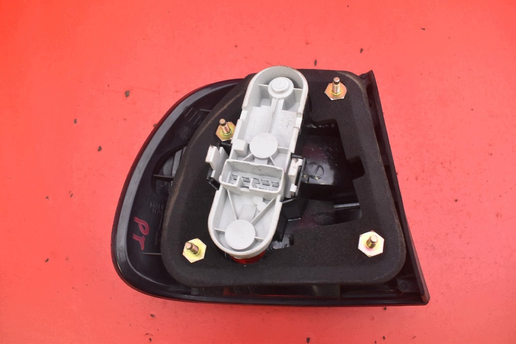 light right rear part rear VOLVO V40 1 and KOMBI 02-04