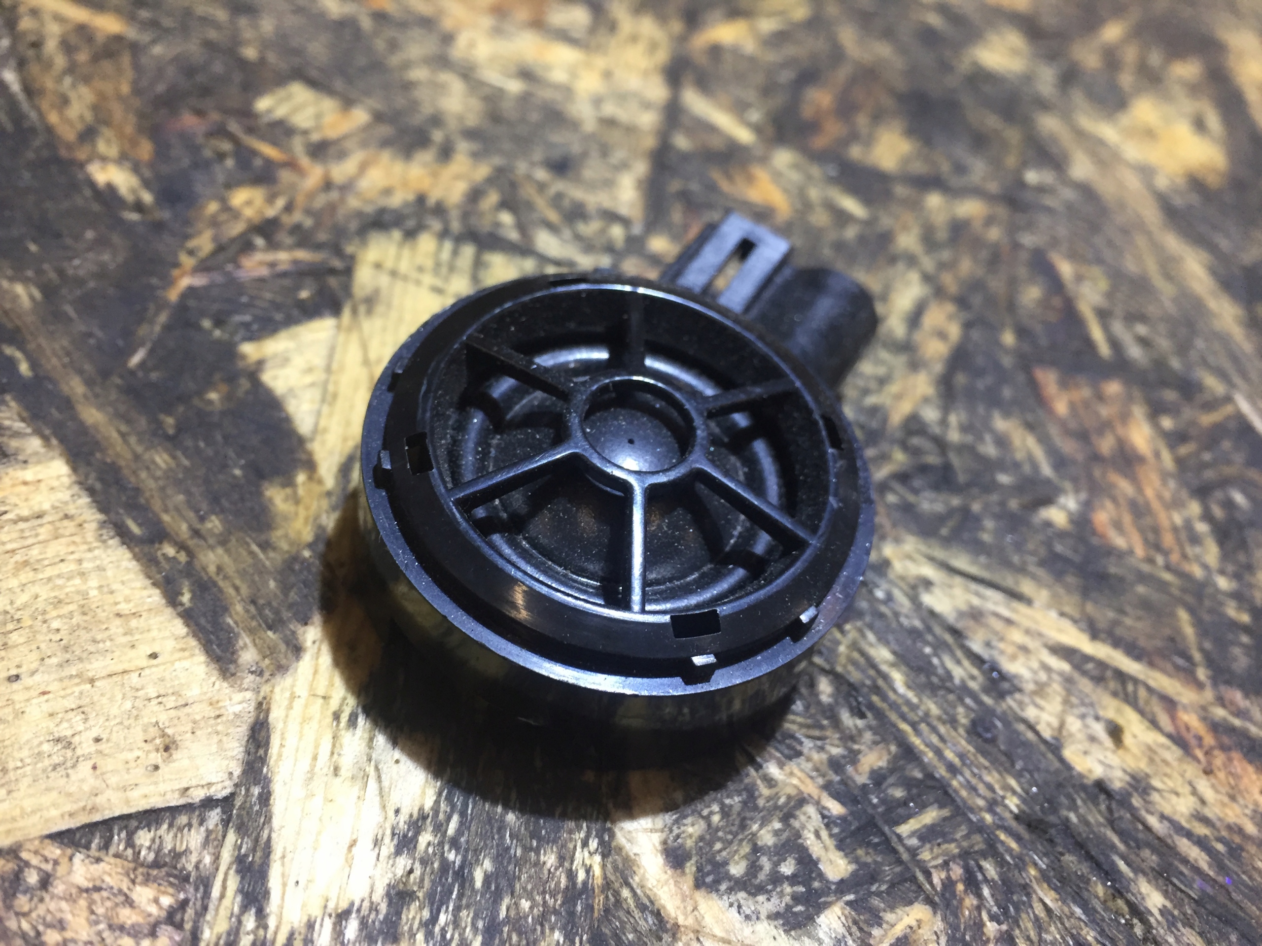 AUDI A8 D4 speaker WYSOKOTONOWY BOSE 4H0035399C