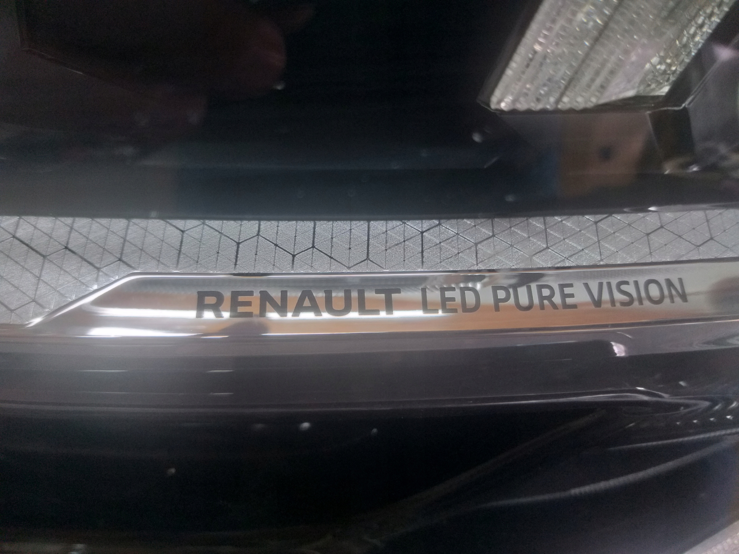 light front left RENAULT AUSTRAL FULL LED 260606388R