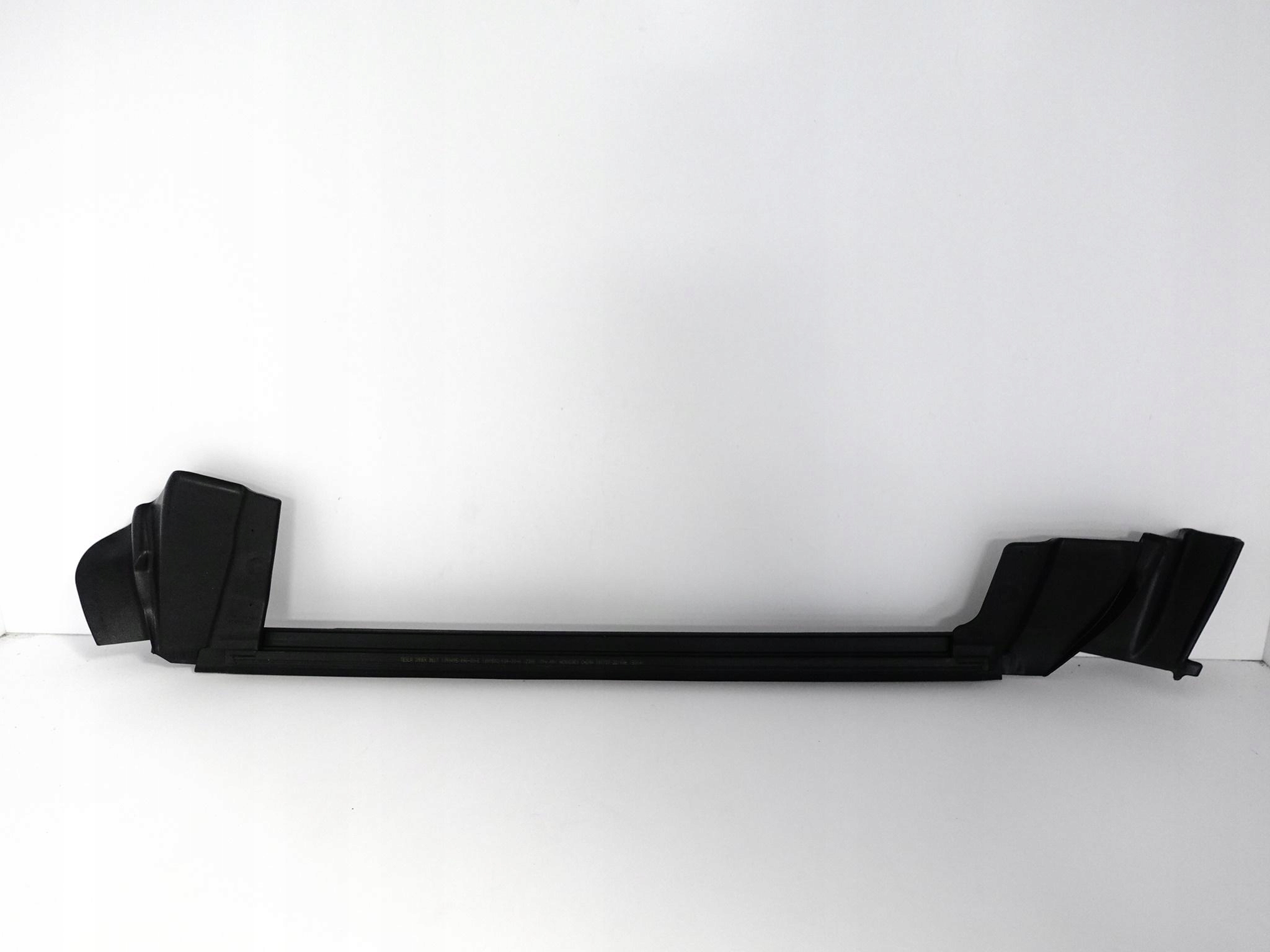 TESLA MODEL 3 17- inner moulding dust door PRAWYCH rear part
