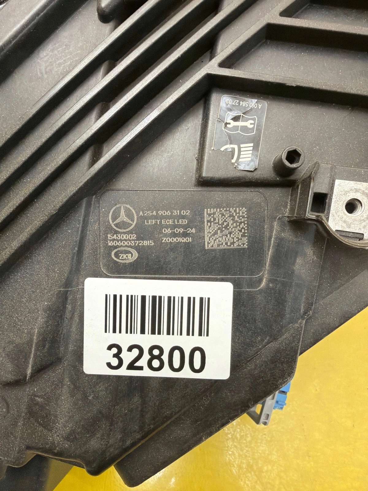 light left Mercedes GLC W254 Full Led Digital Light A2549063102