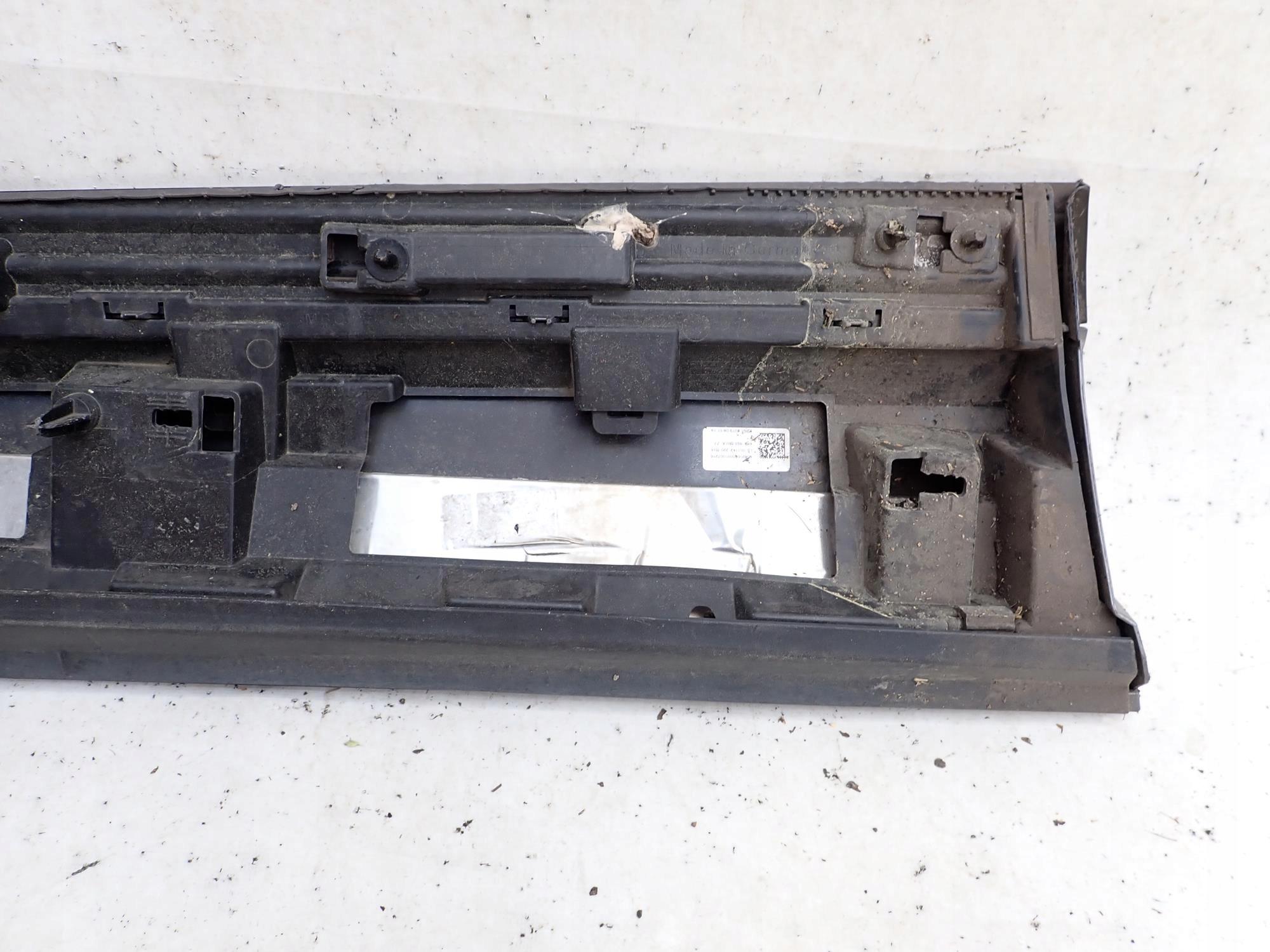 AUDI Q8 E-TRON 18-> cap moulding door right front